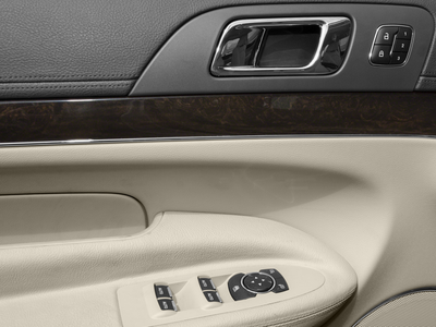 2017 Lincoln MKT Elite