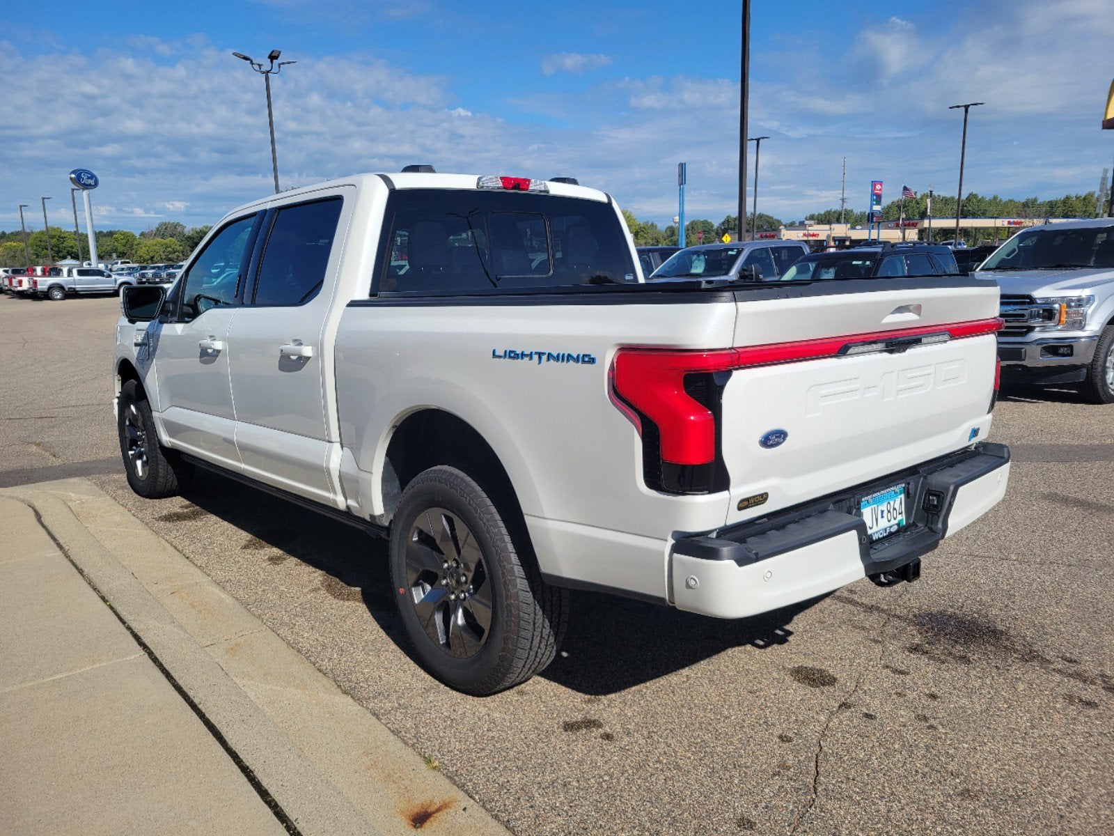 2023 Ford F-150 Lightning LARIAT®