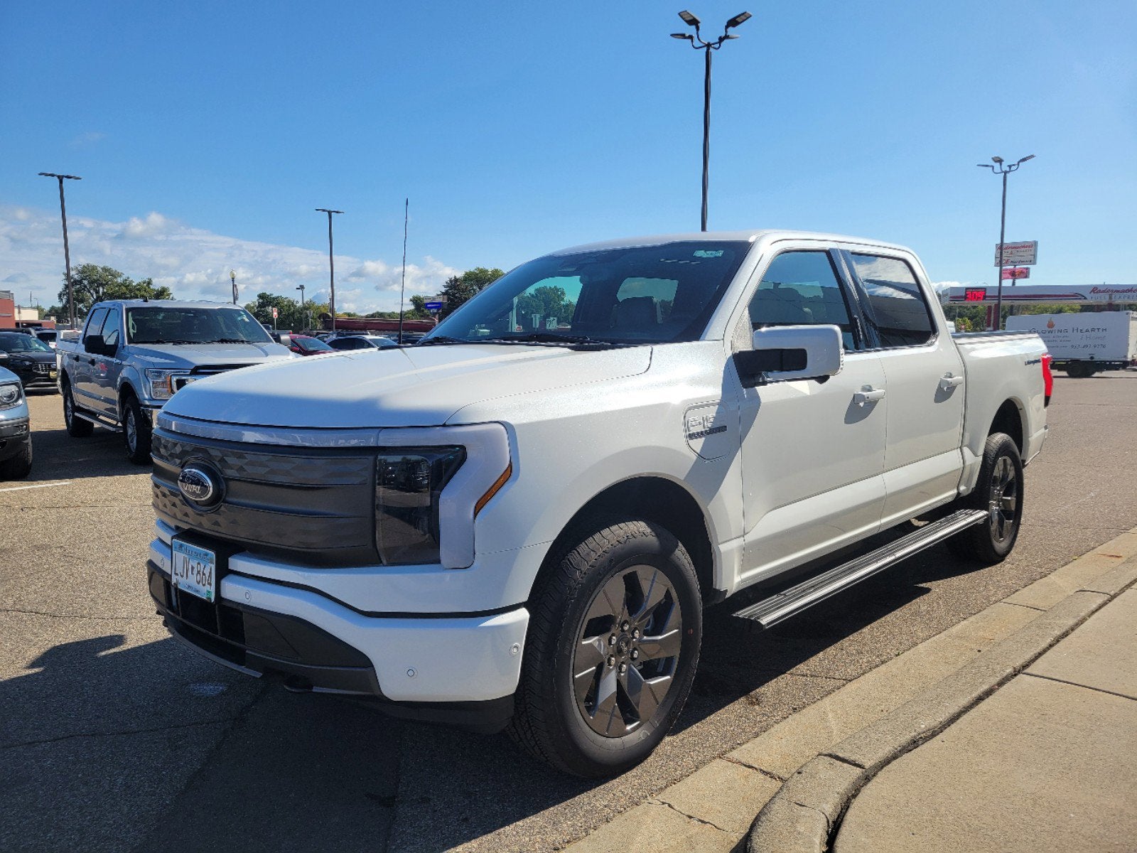 2023 Ford F-150 Lightning LARIAT®