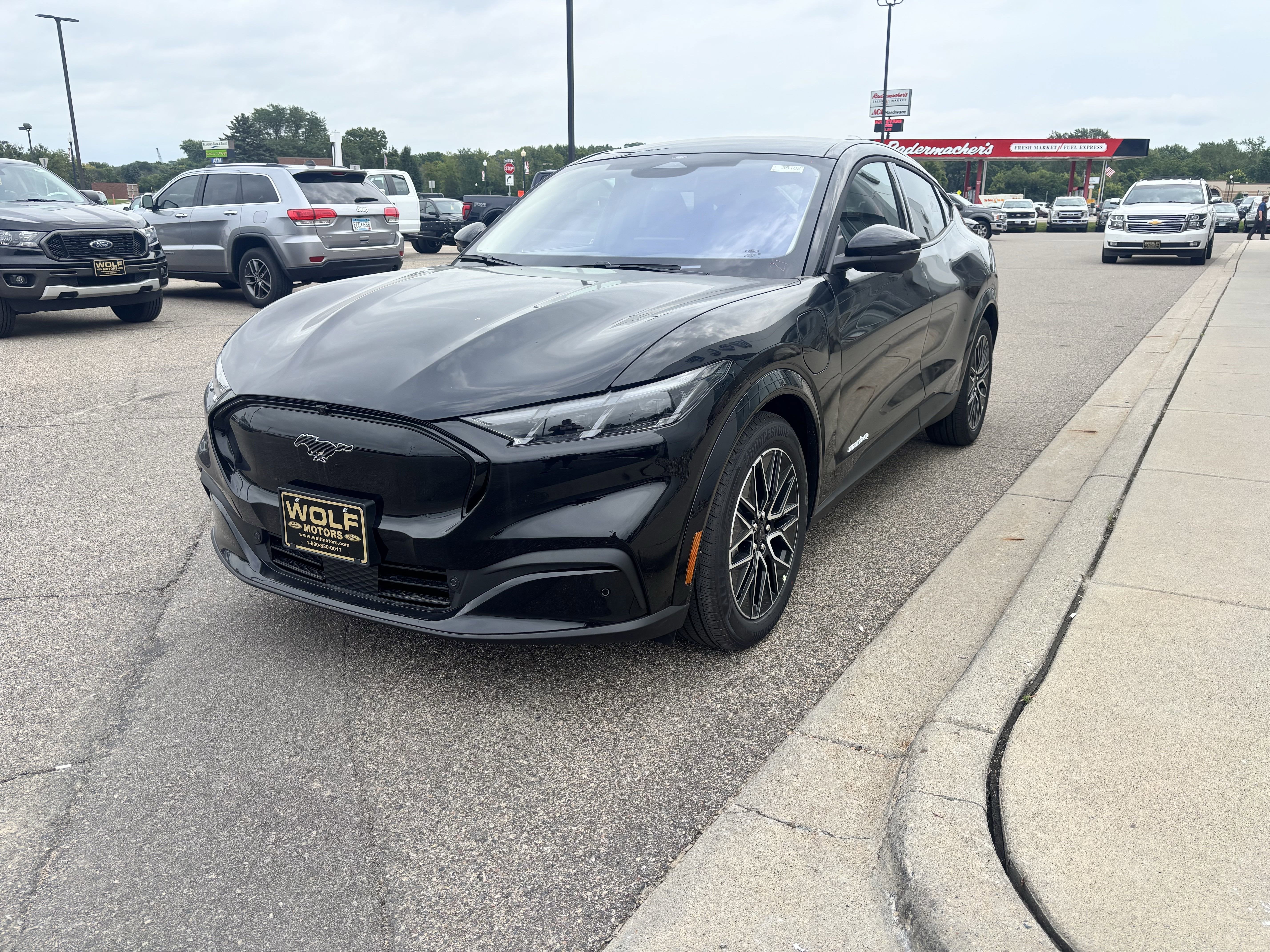 2025 Ford Mustang Mach-E Premium