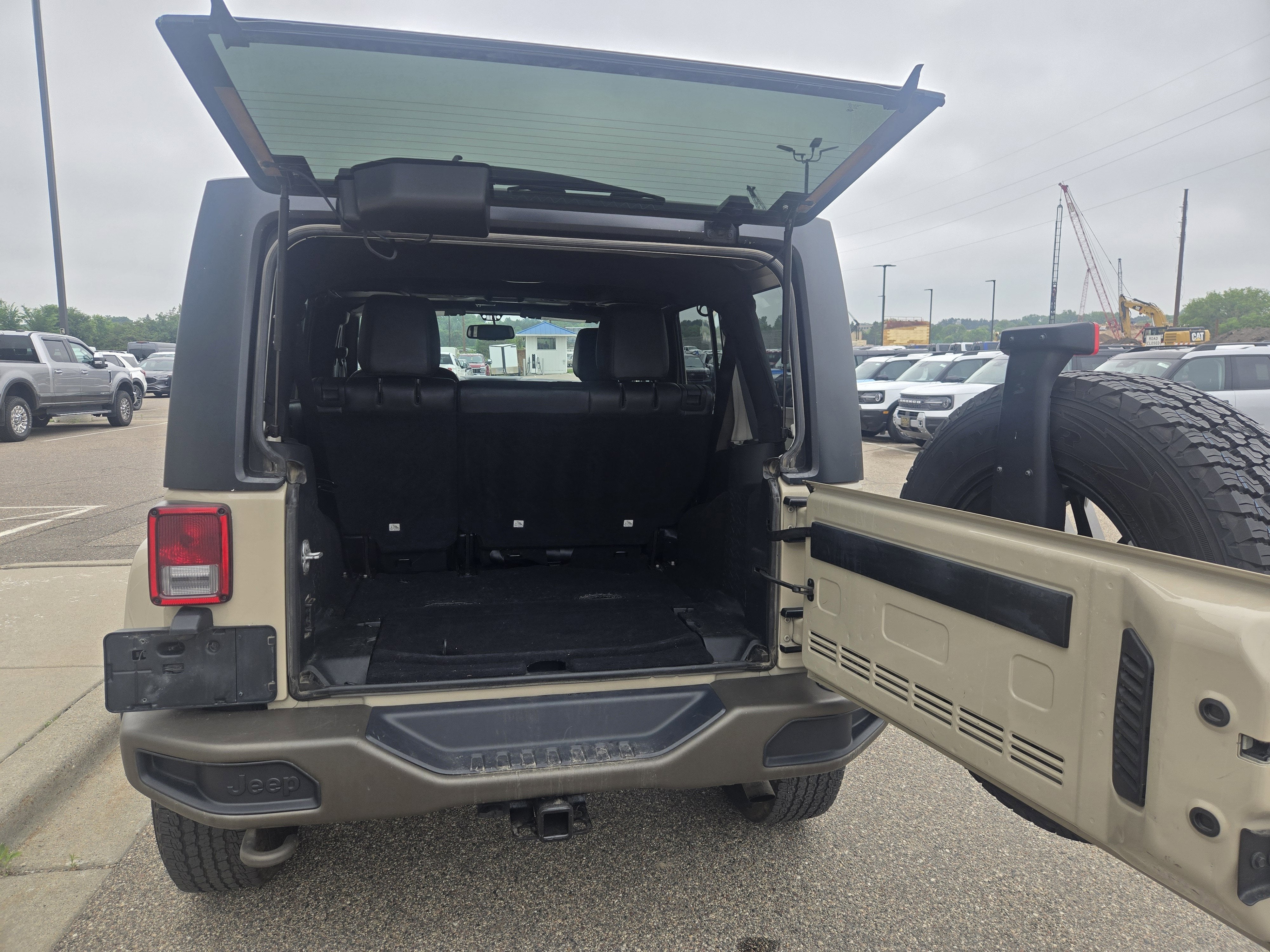 2016 Jeep Wrangler Unlimited 75th Anniversary