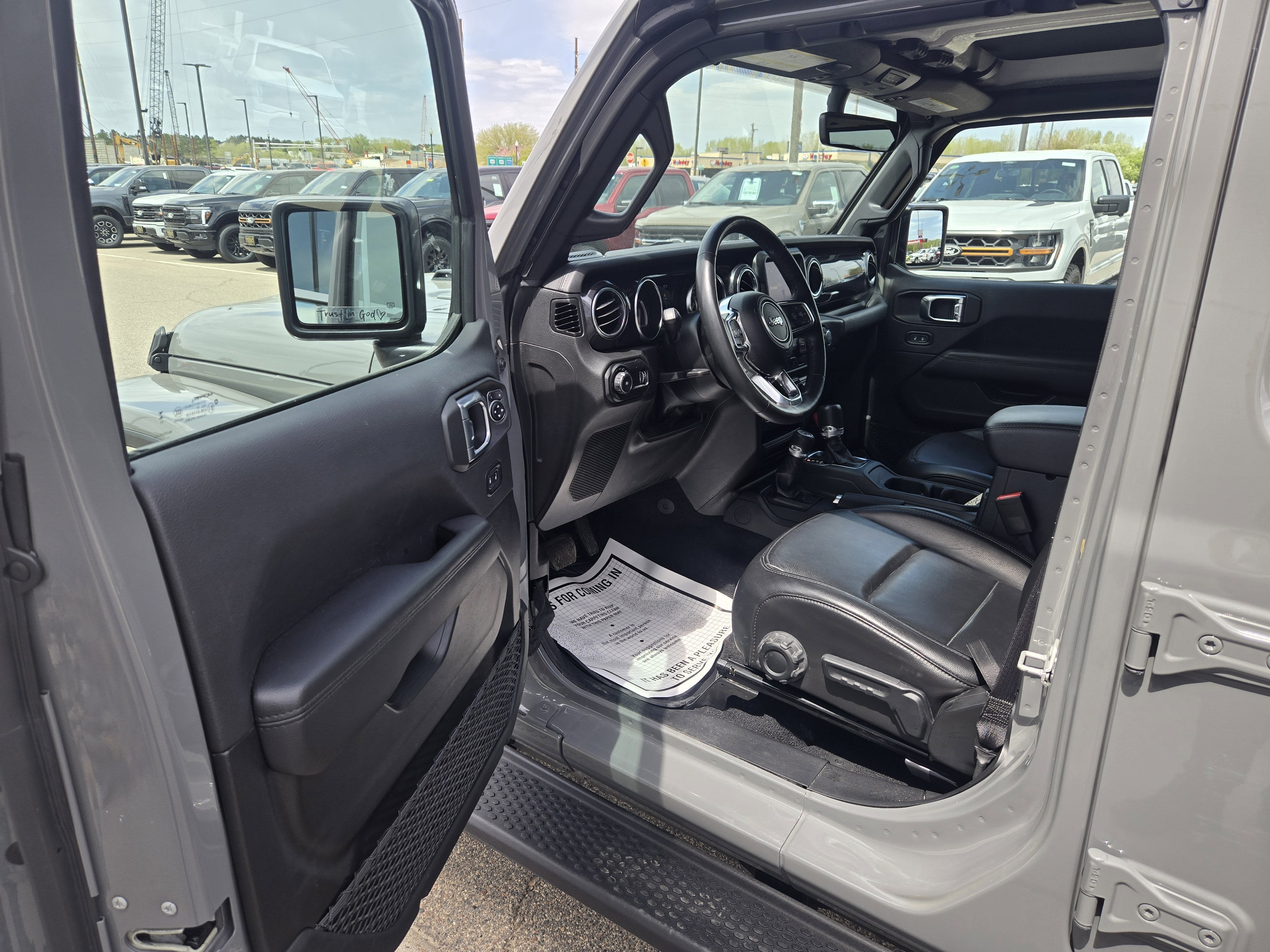 2023 Jeep Wrangler Sahara Altitude