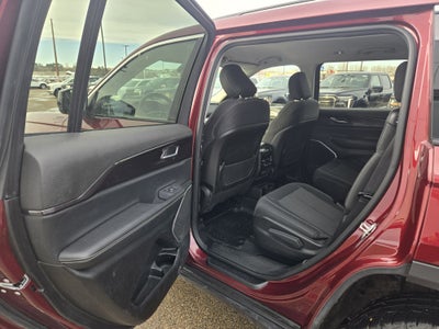 2022 Jeep Grand Cherokee L Laredo