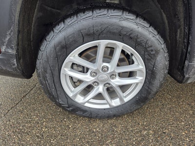 2022 Jeep Grand Cherokee L Laredo