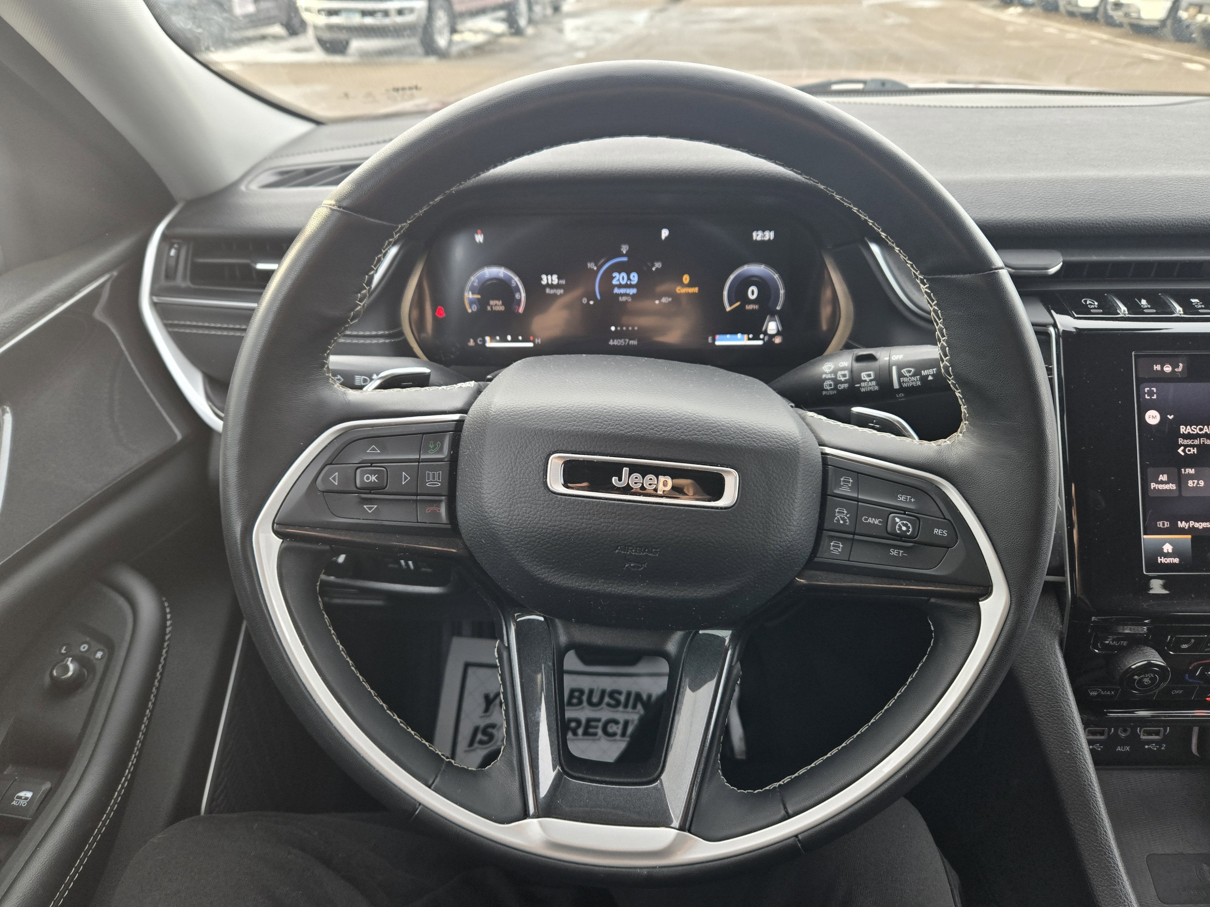 2022 Jeep Grand Cherokee L Laredo