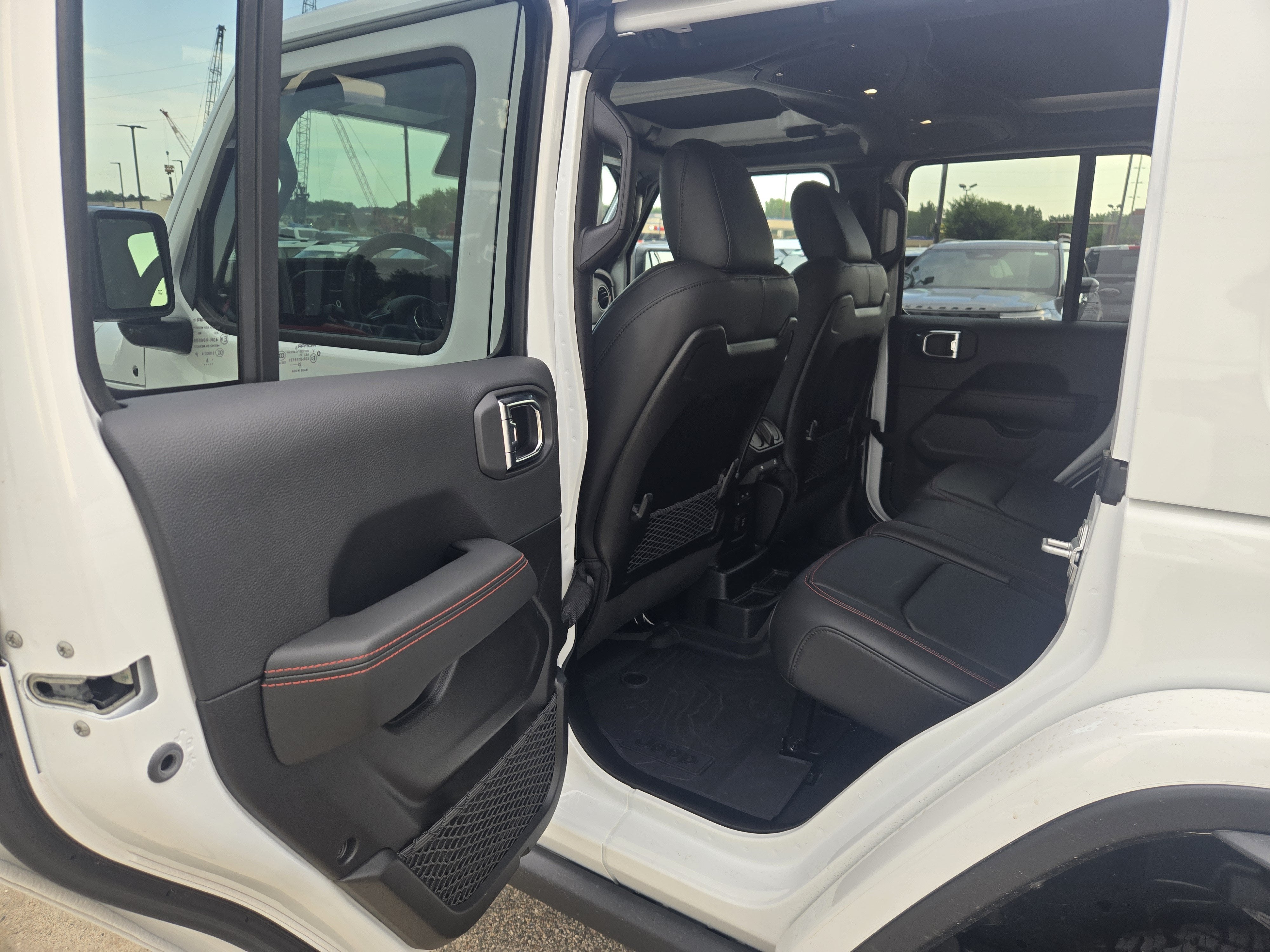 2025 Jeep Wrangler Rubicon X