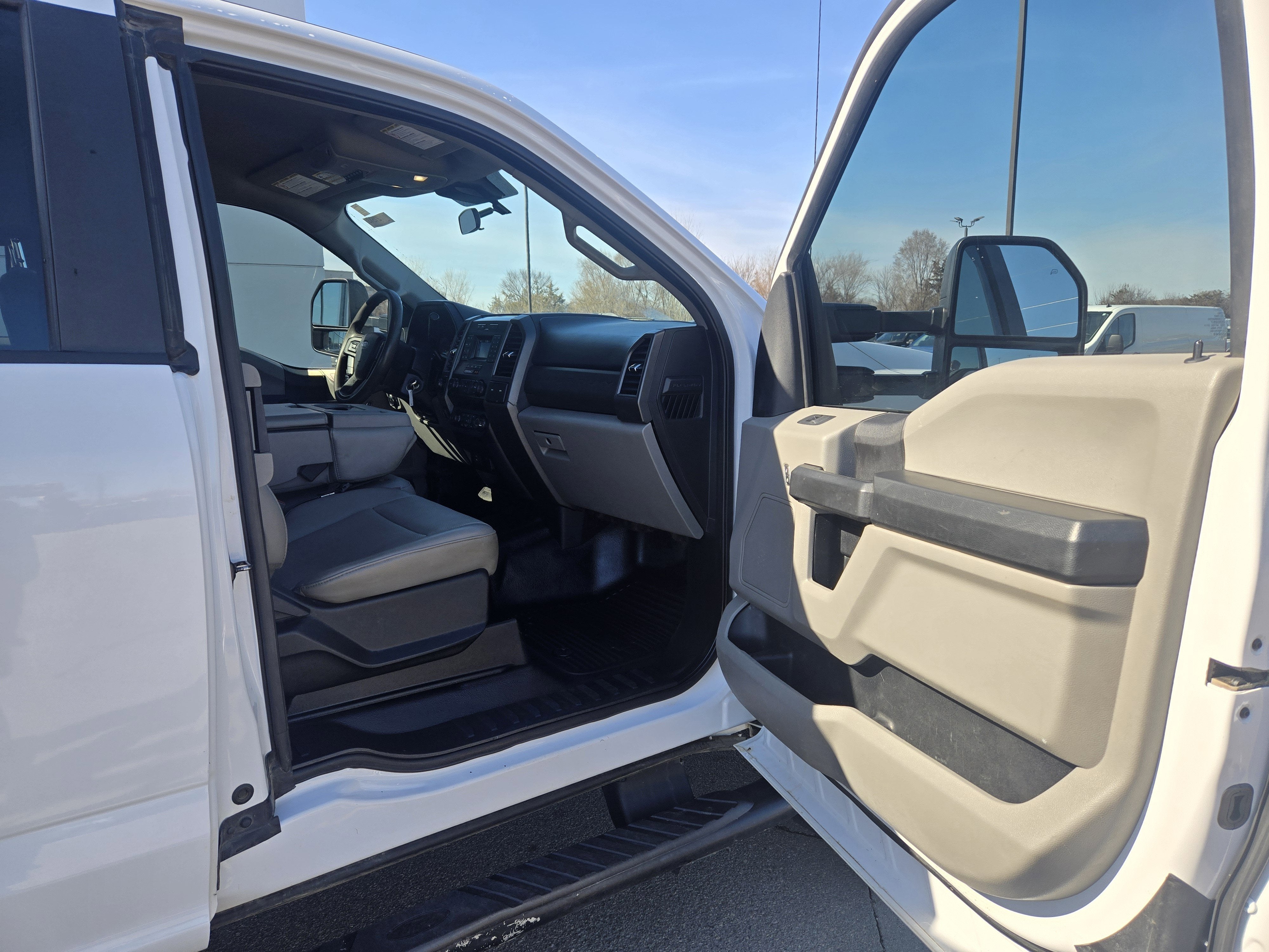 2020 Ford Super Duty F-550 DRW XL