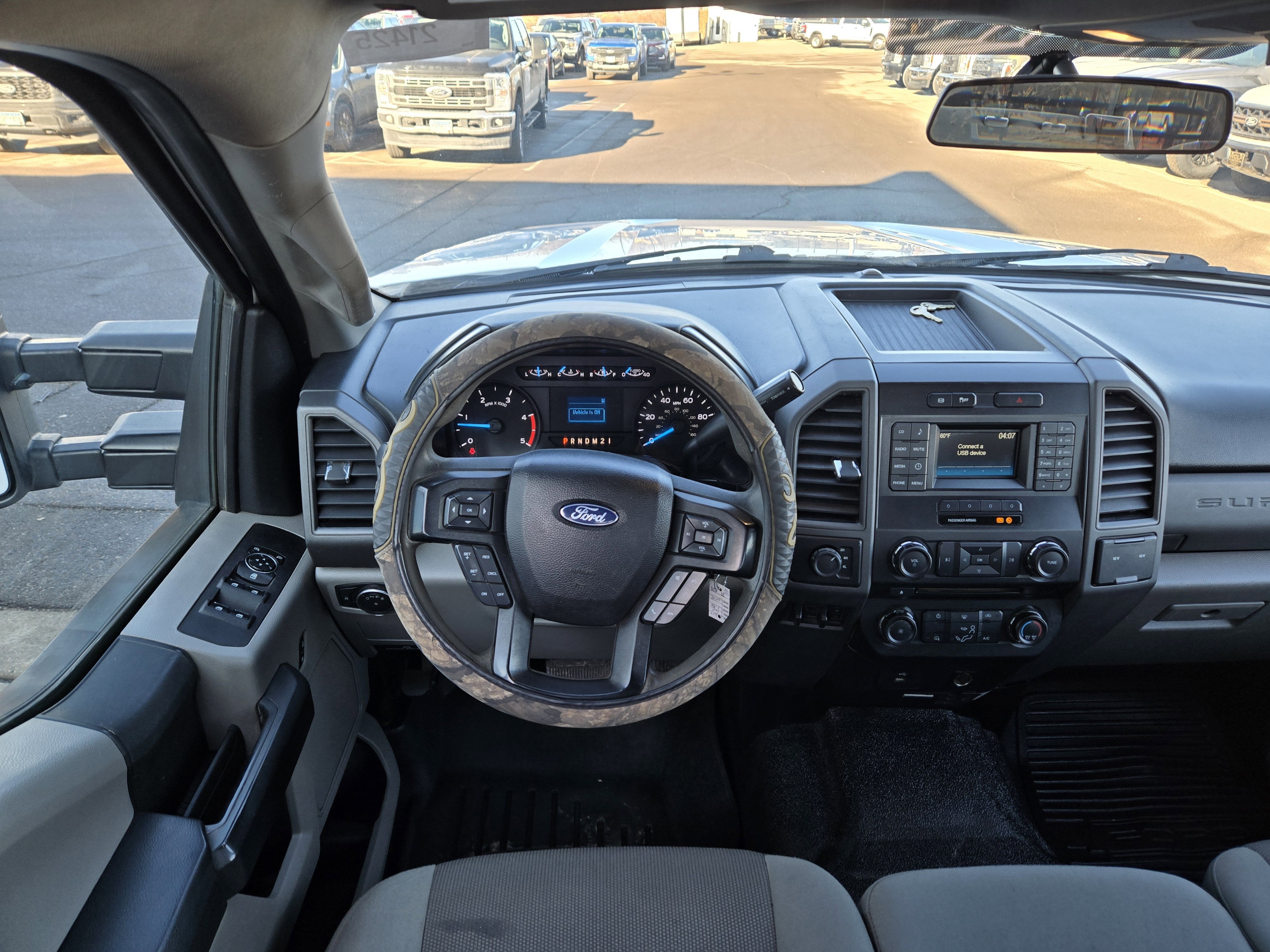 Used 2017 Ford F-350 Super Duty Chassis Cab XL with VIN 1FD8X3HT6HEC57737 for sale in Jordan, Minnesota