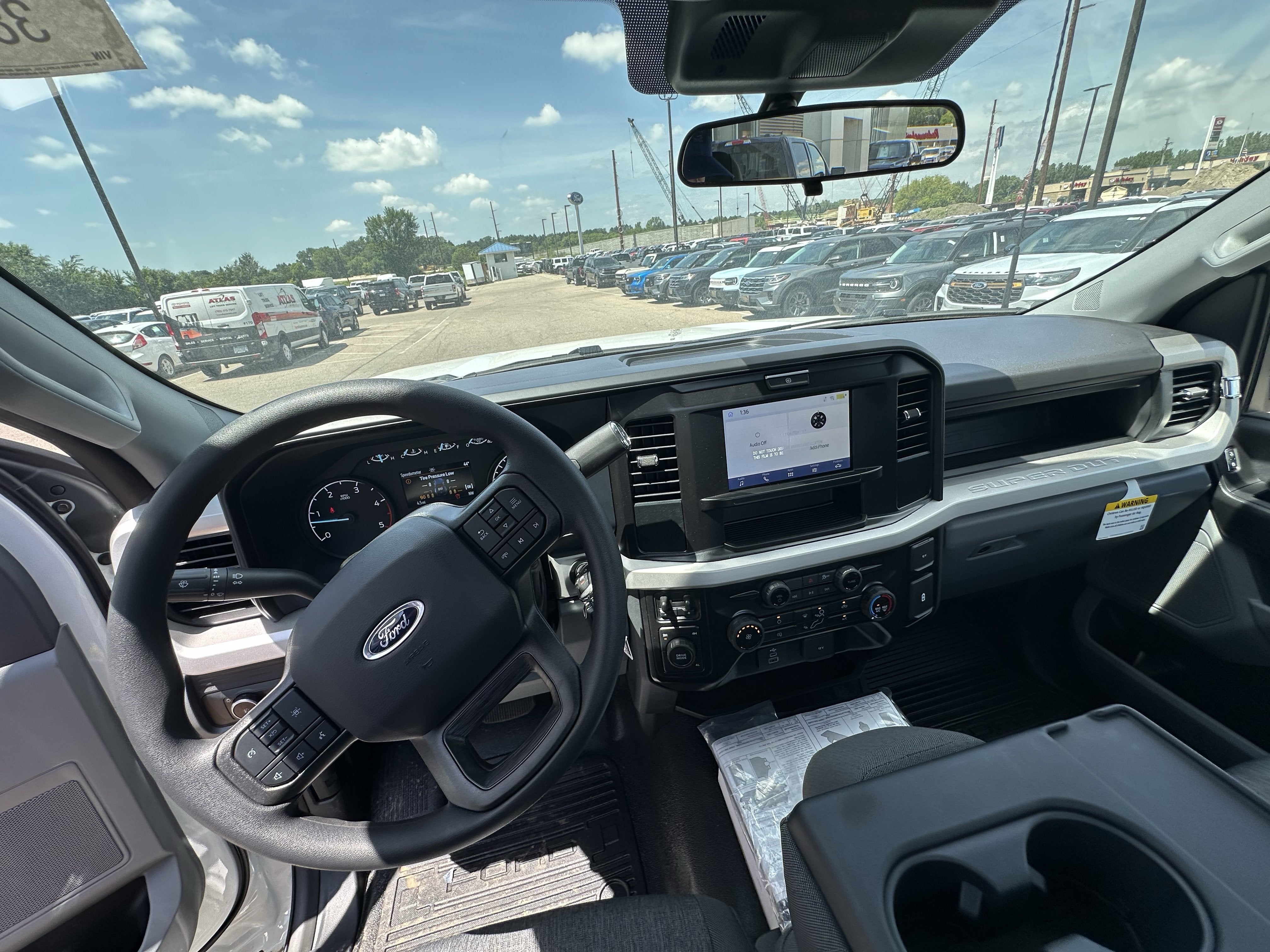 2026 Ford Super Duty F-550 DRW XL