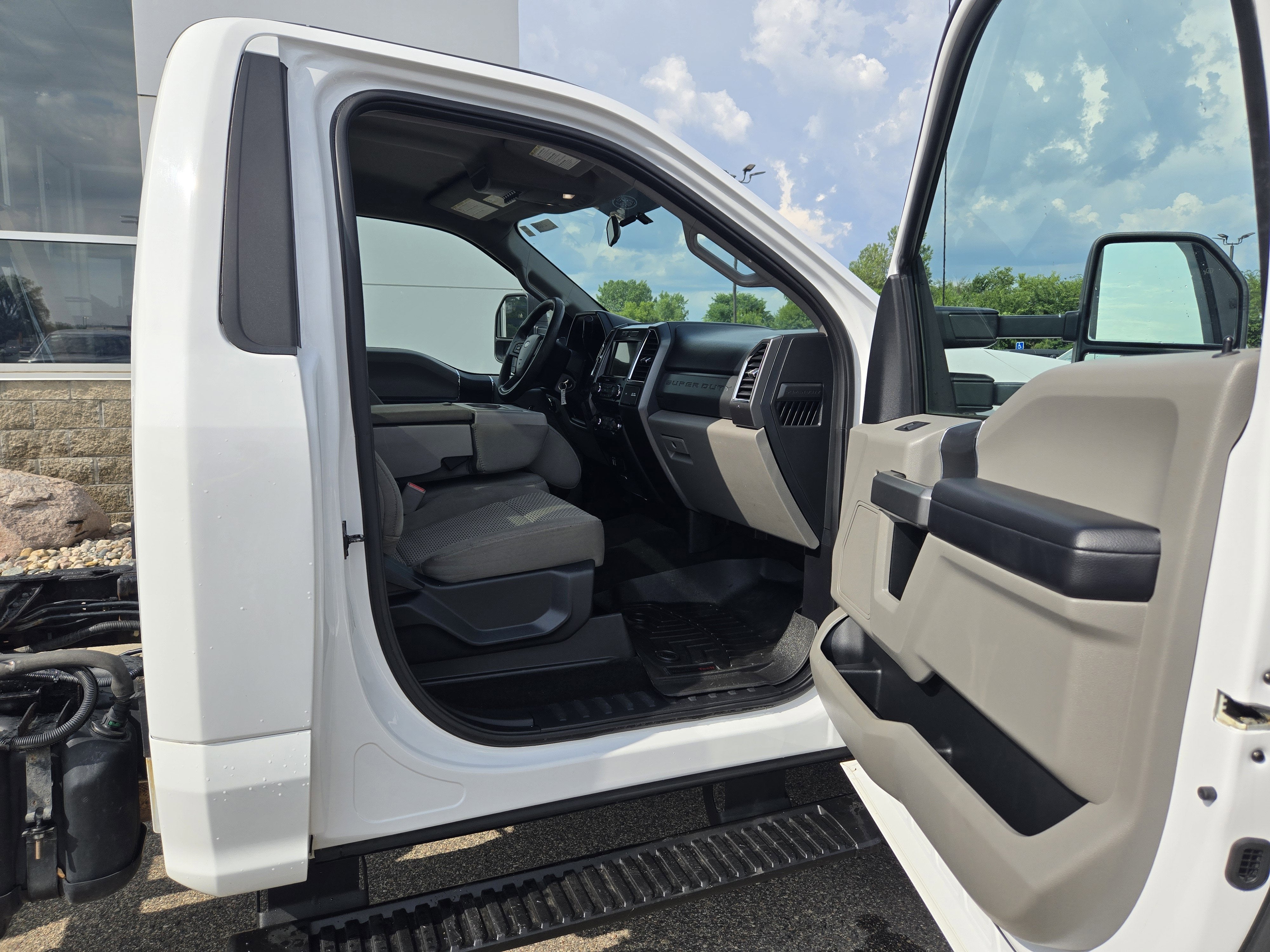 2017 Ford Super Duty F-550 DRW XLT