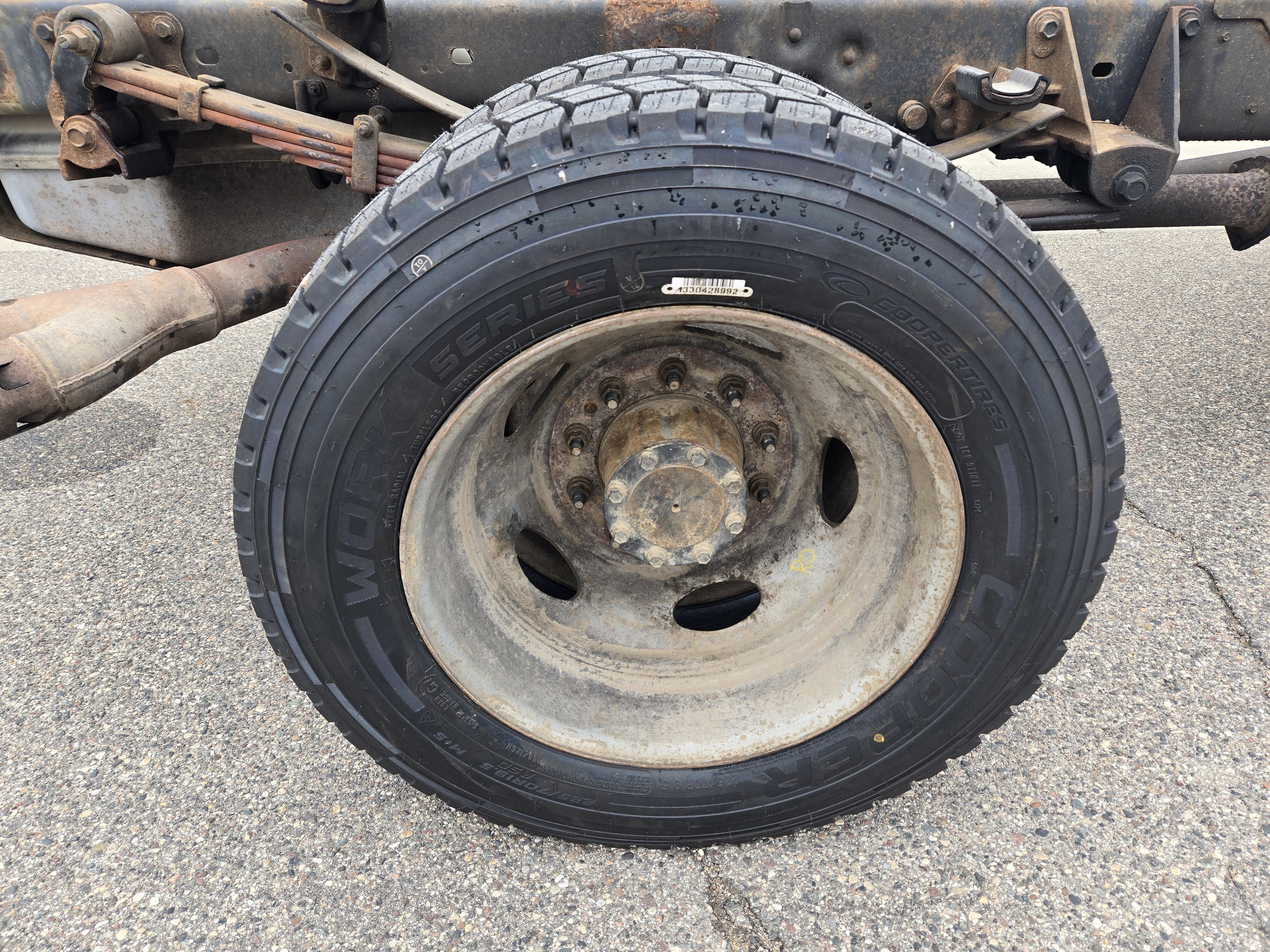 2011 Ford Super Duty F-550 DRW XL