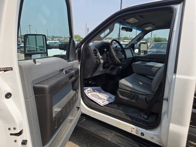 2012 Ford Super Duty F-550 DRW XL