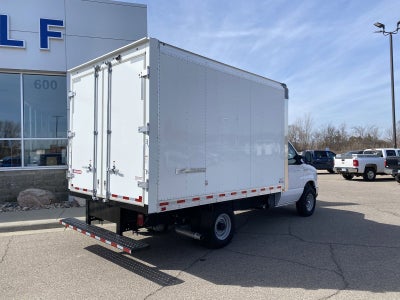 2023 Ford E-Series Cutaway Base