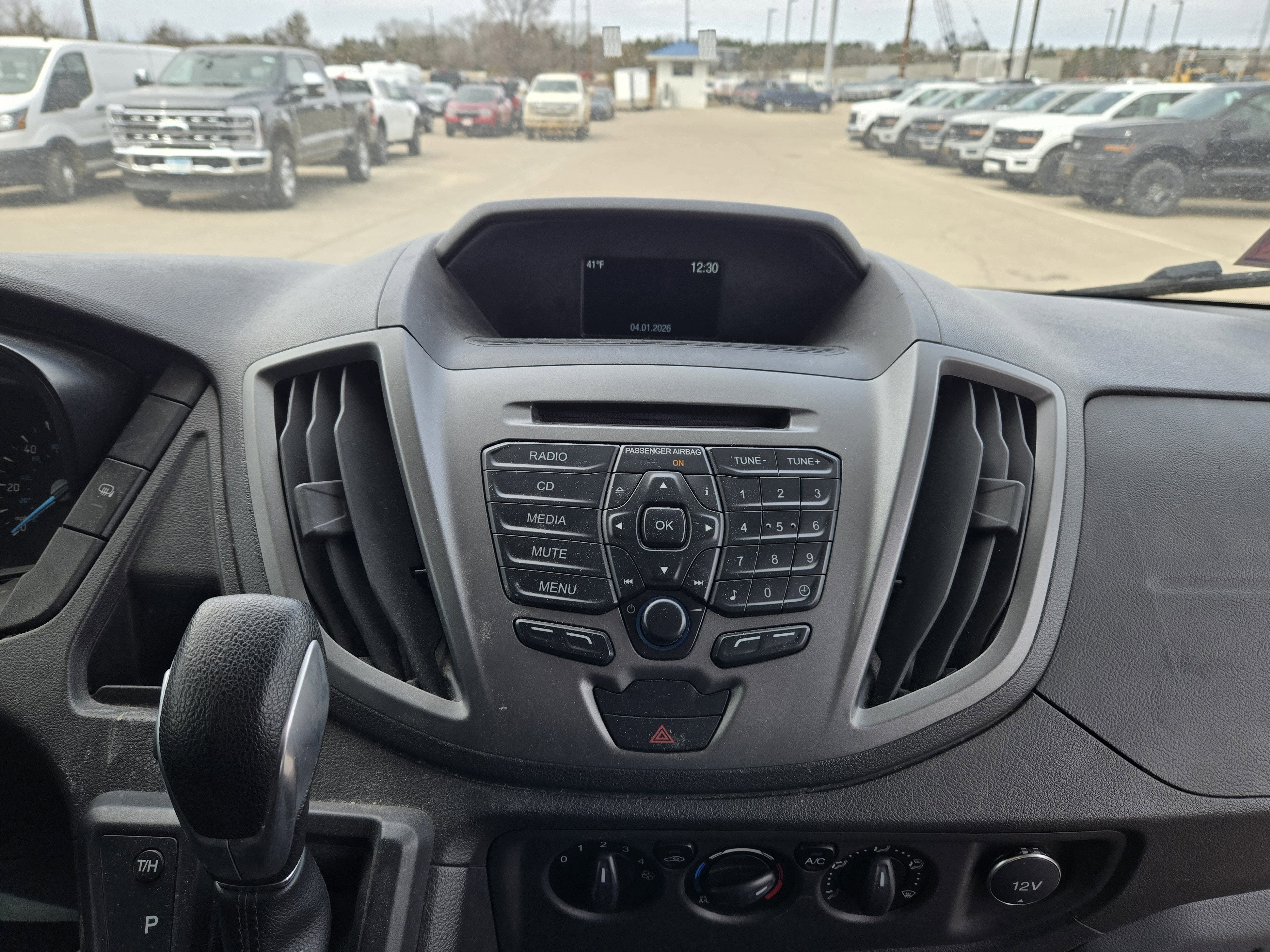 2016 Ford Transit Cutaway 156 WB DRW