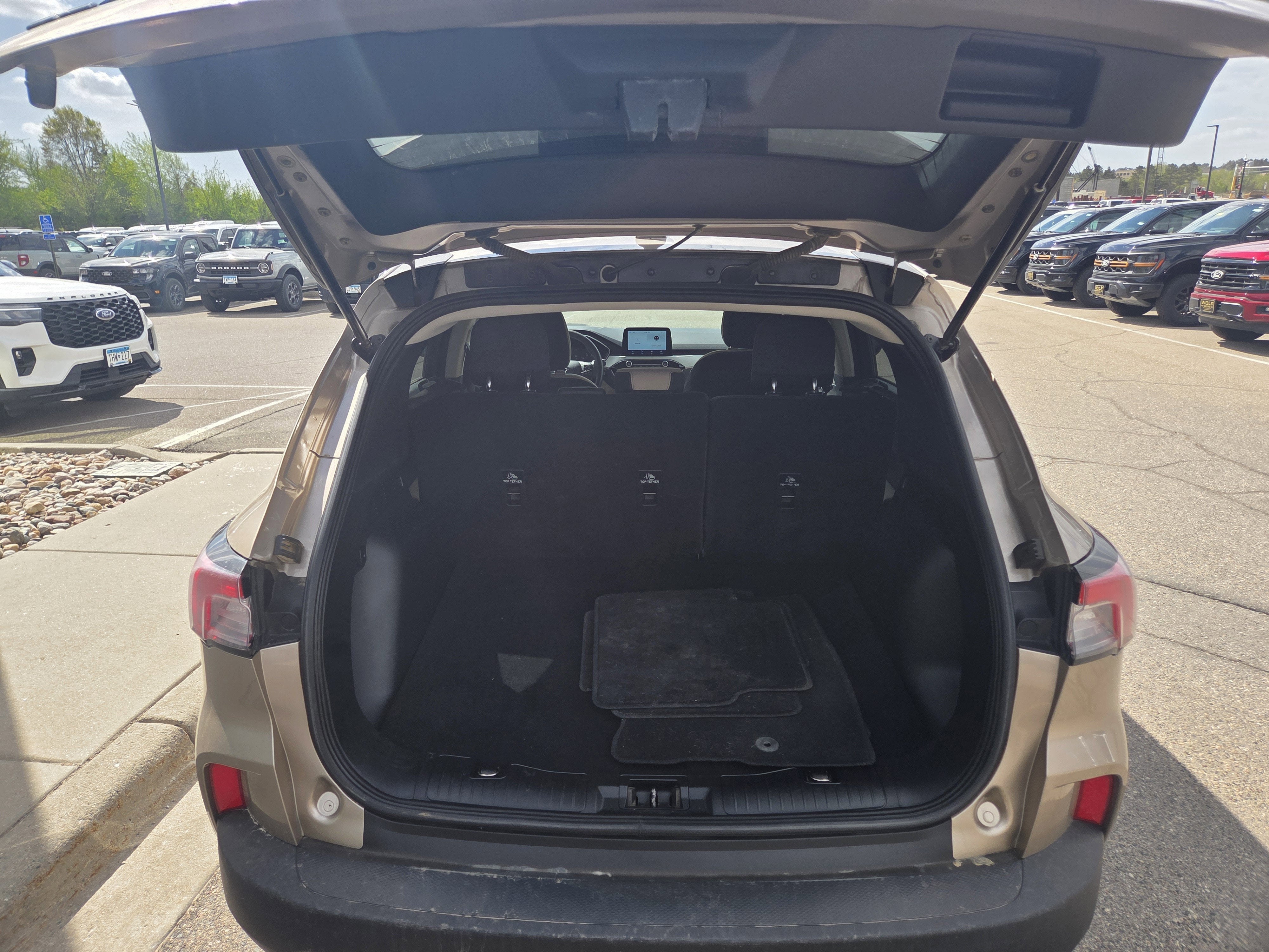 2020 Ford Escape SE