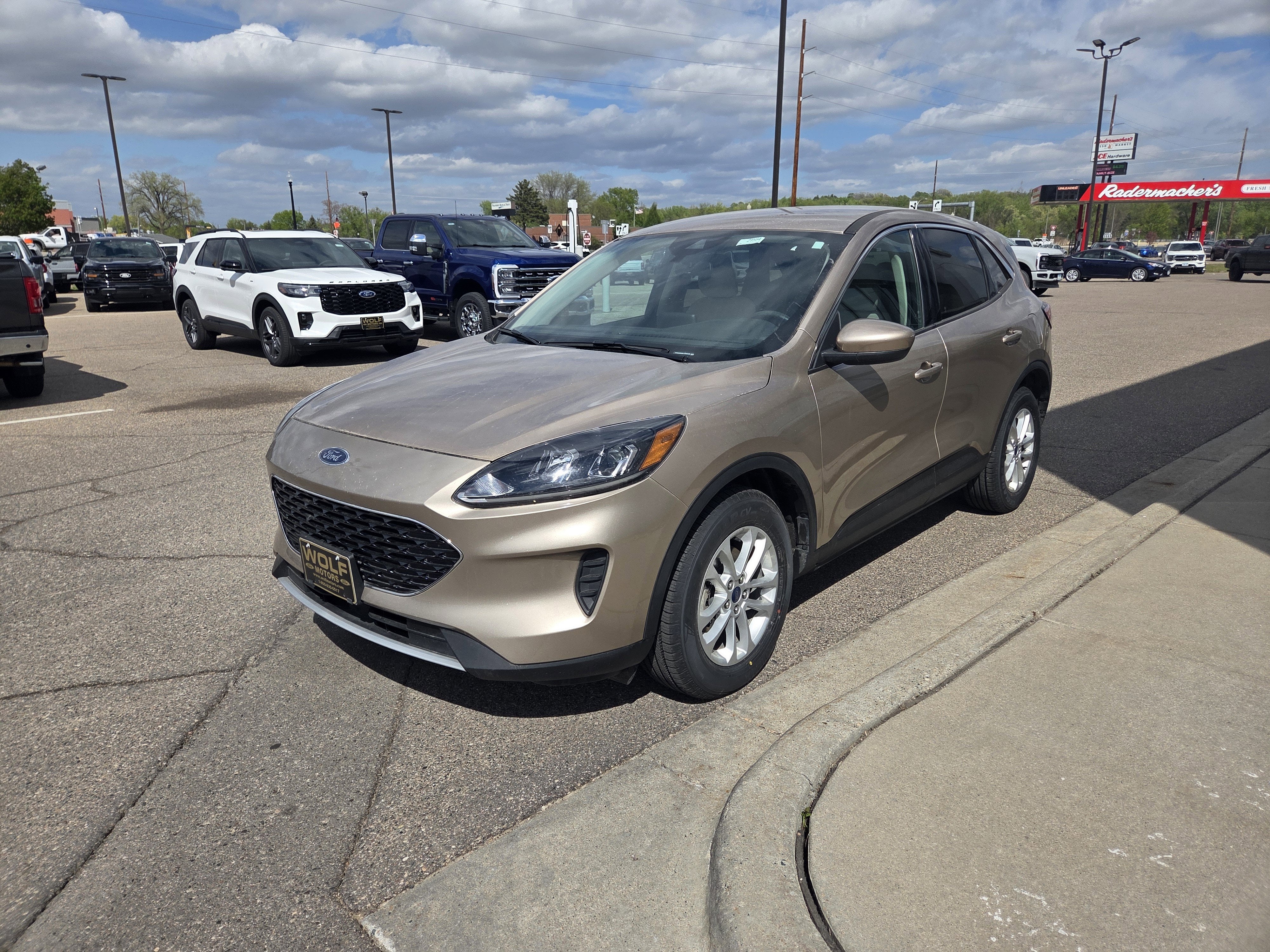 2020 Ford Escape SE