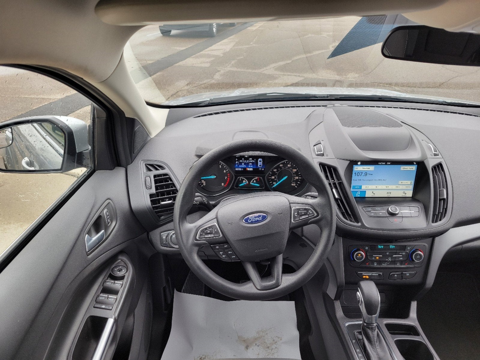 Certified 2019 Ford Escape SE with VIN 1FMCU9GD4KUC54624 for sale in Jordan, Minnesota