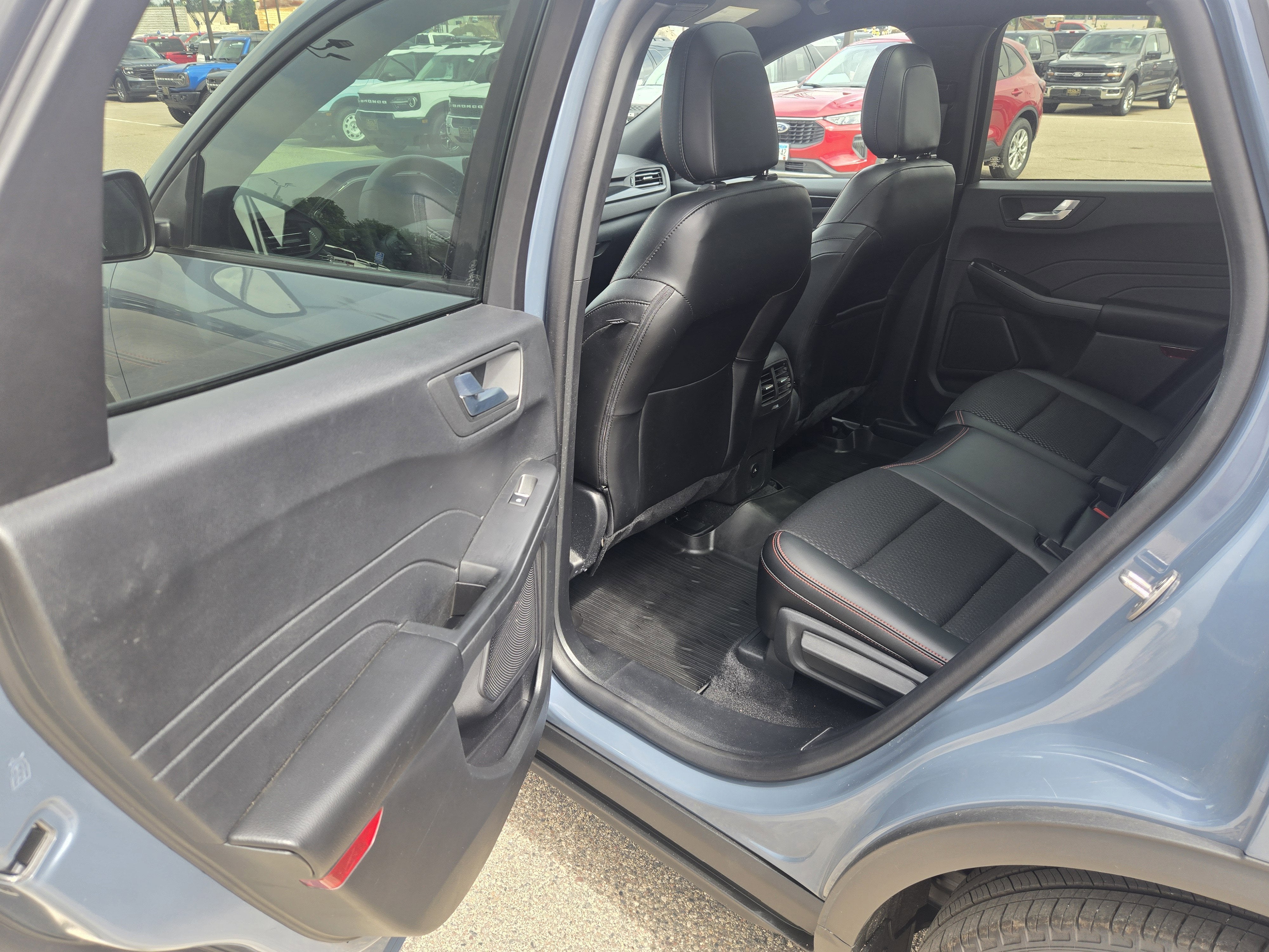 2025 Ford Escape ST-Line Select