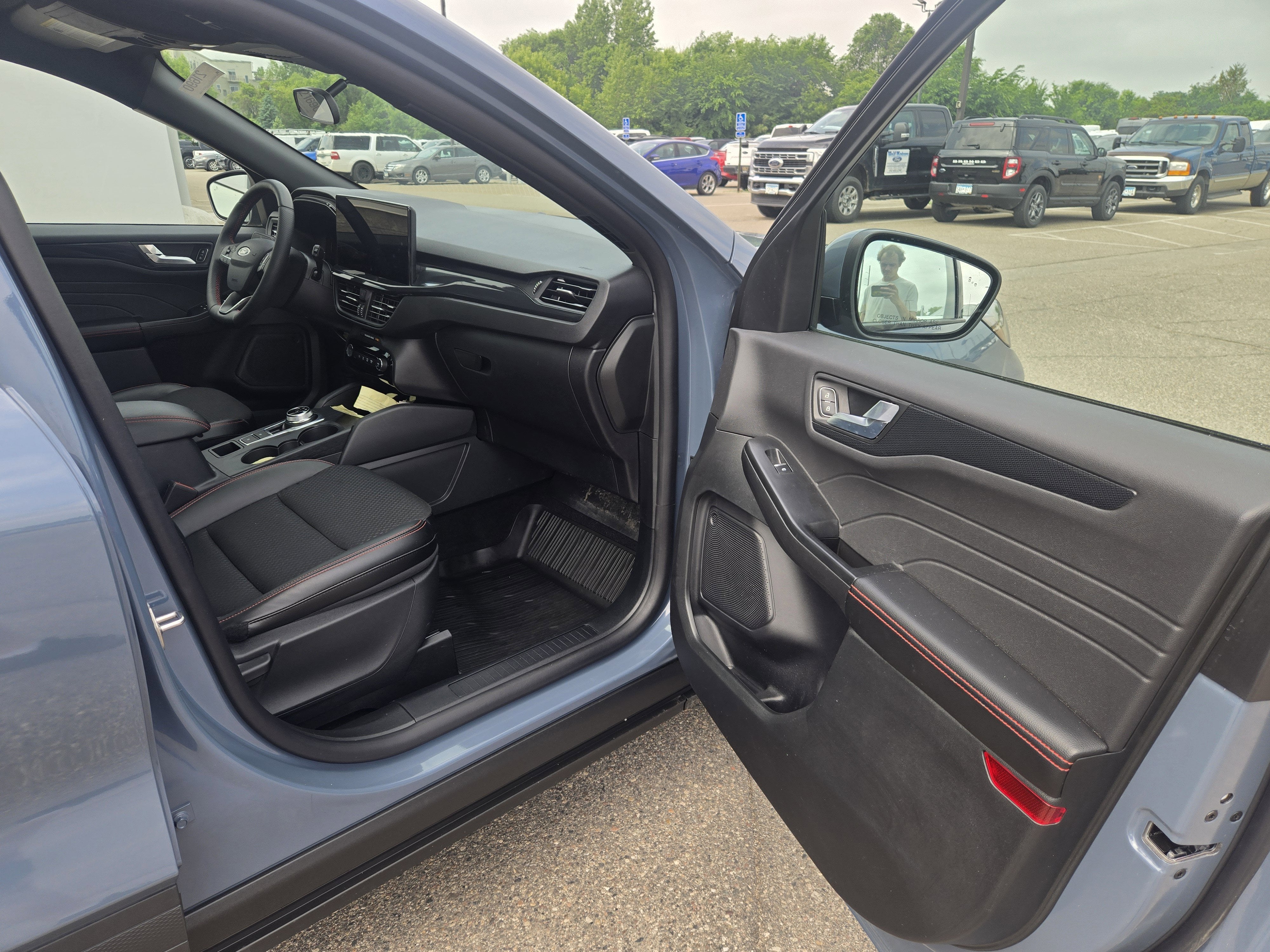 2025 Ford Escape ST-Line Select