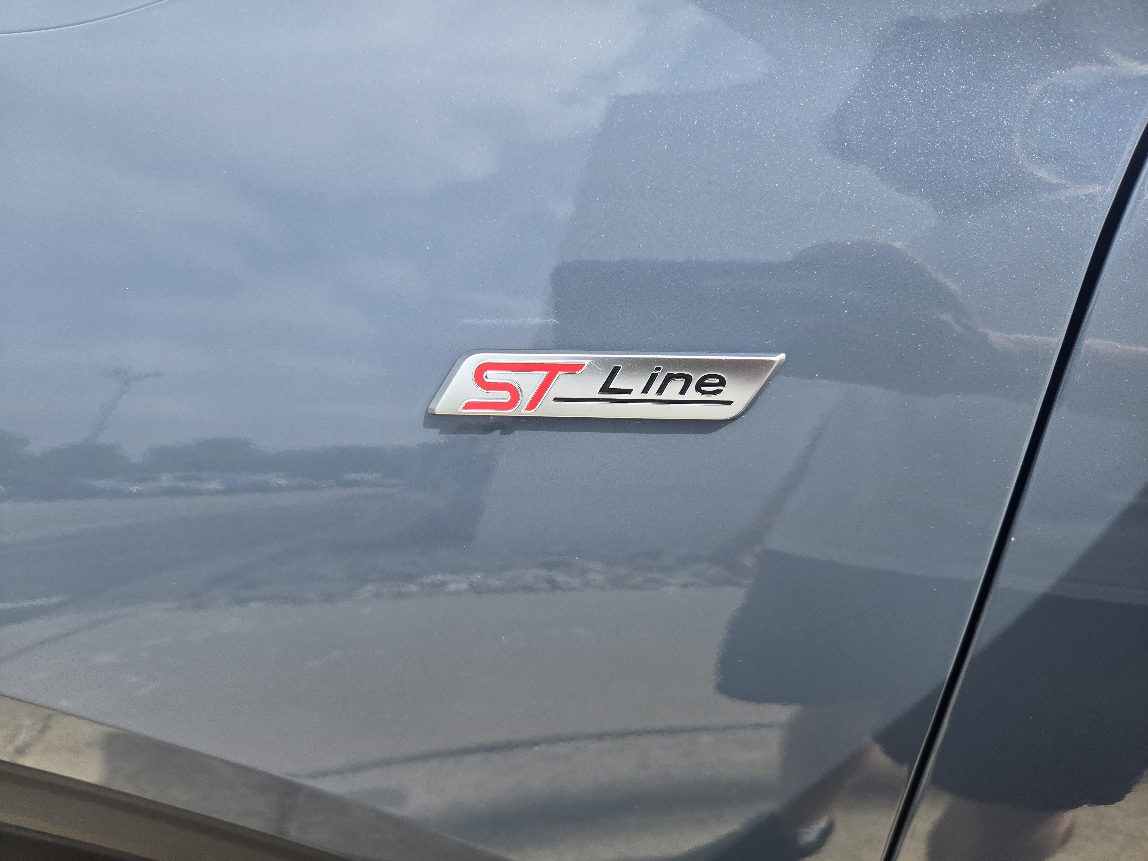 2025 Ford Escape ST-Line Select