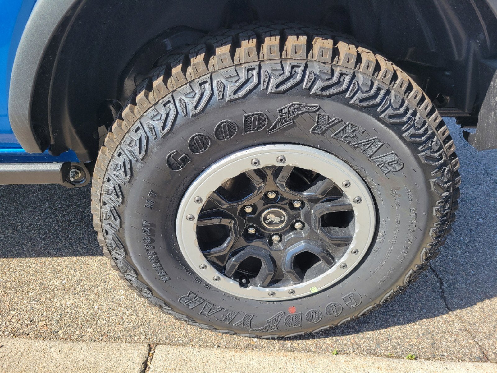 2023 Ford Bronco Base