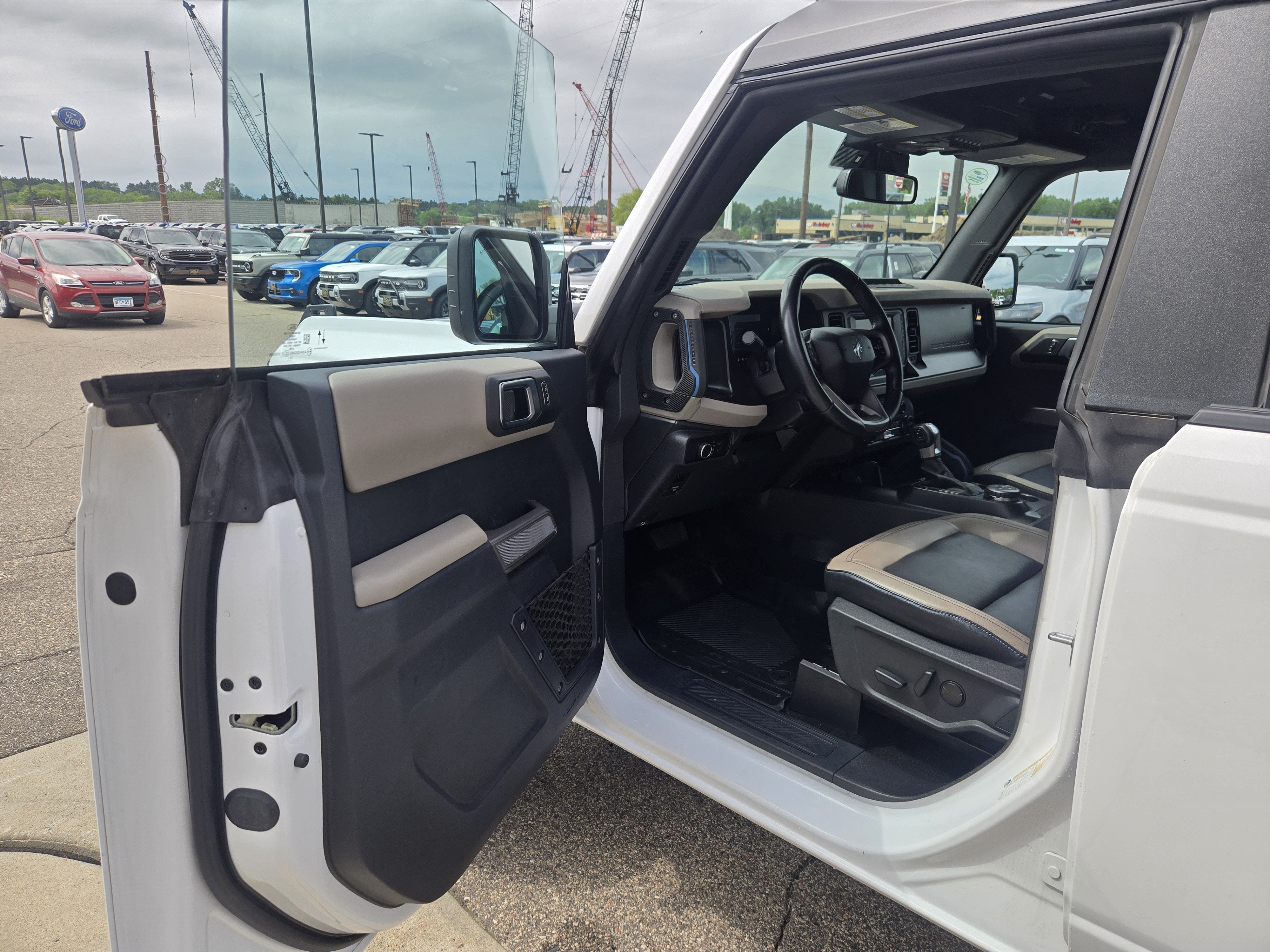 2023 Ford Bronco Base