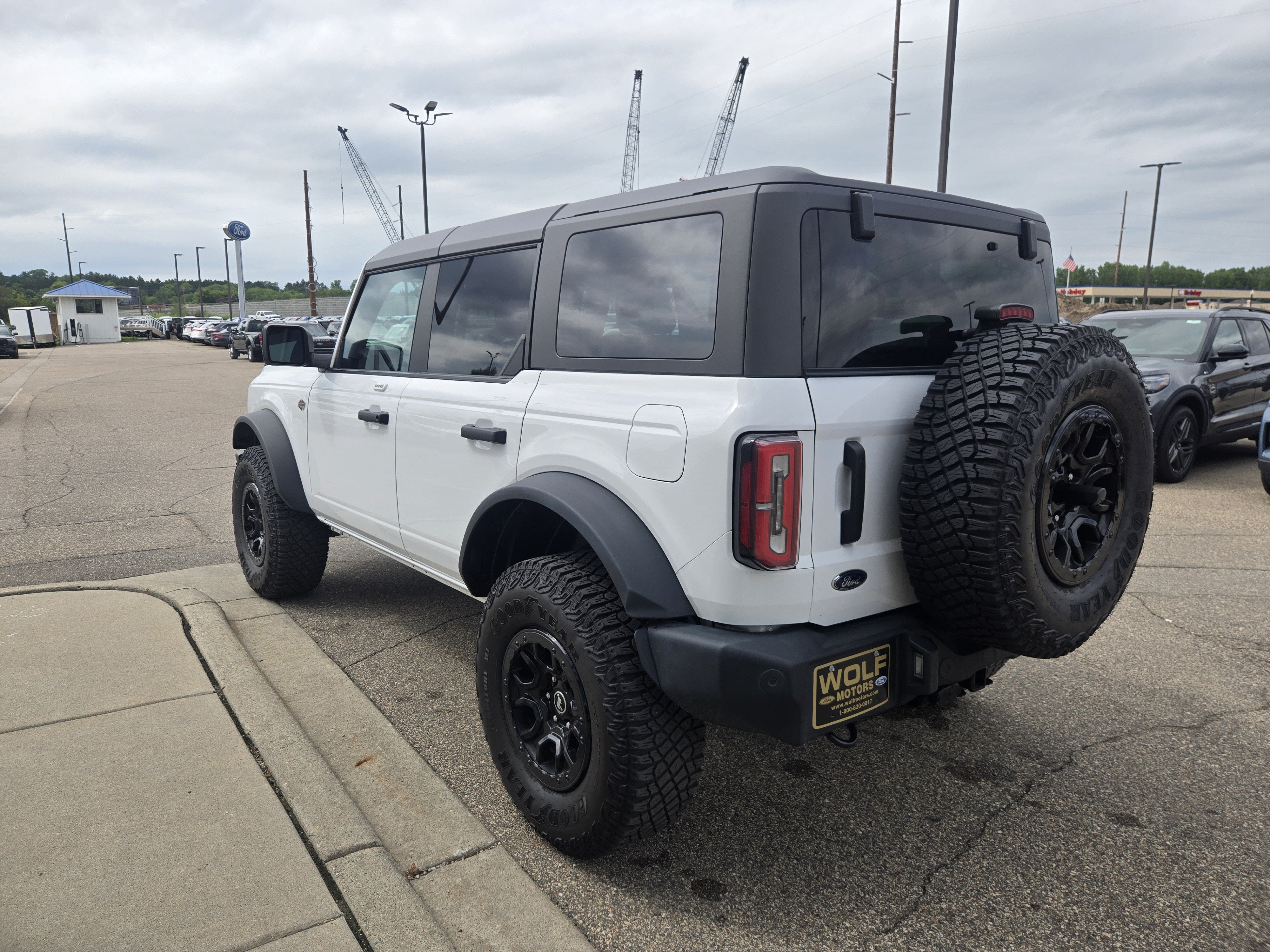 2023 Ford Bronco Base