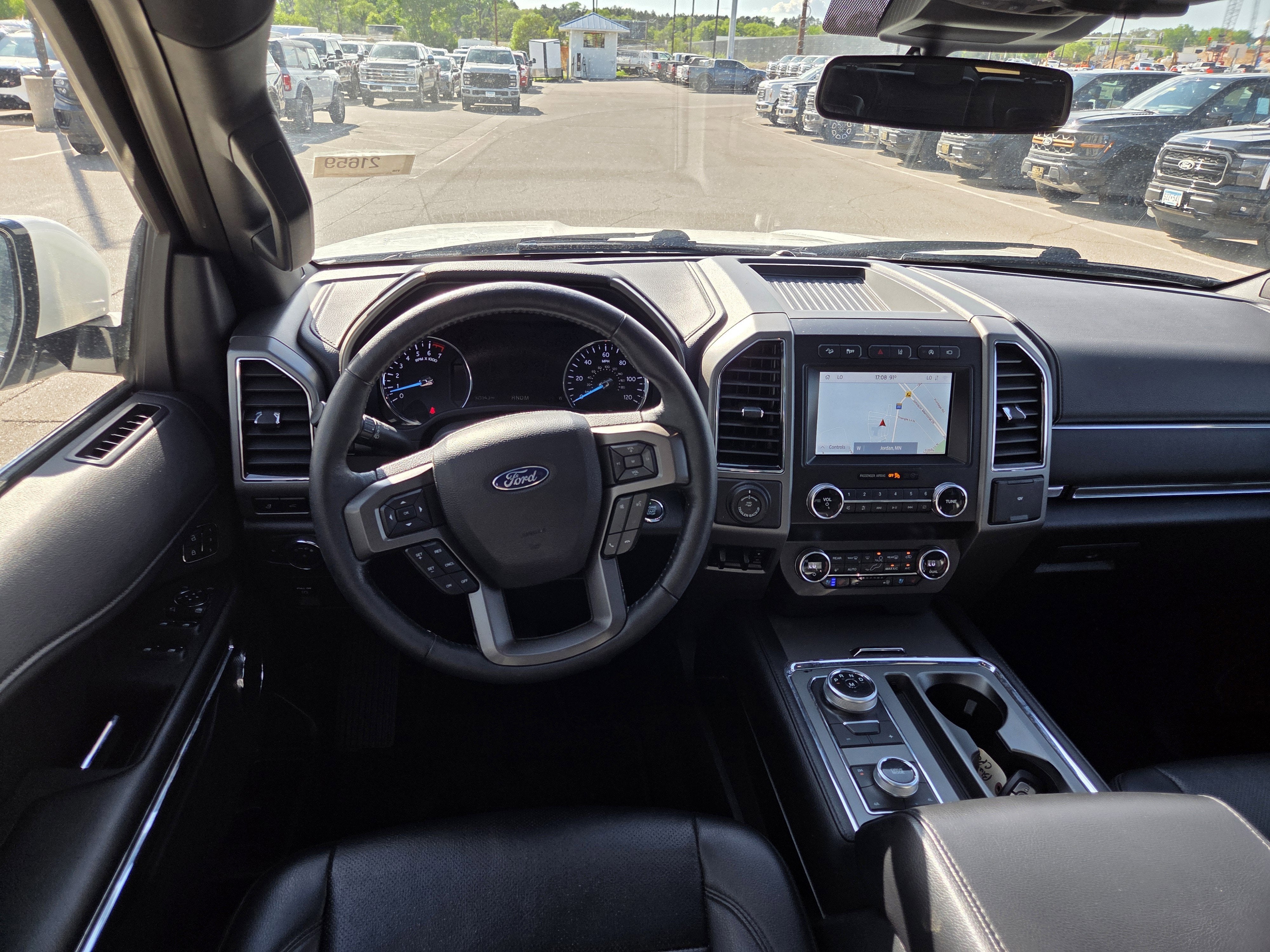 Used 2020 Ford Expedition XLT with VIN 1FMJU1JT5LEA29004 for sale in Jordan, Minnesota