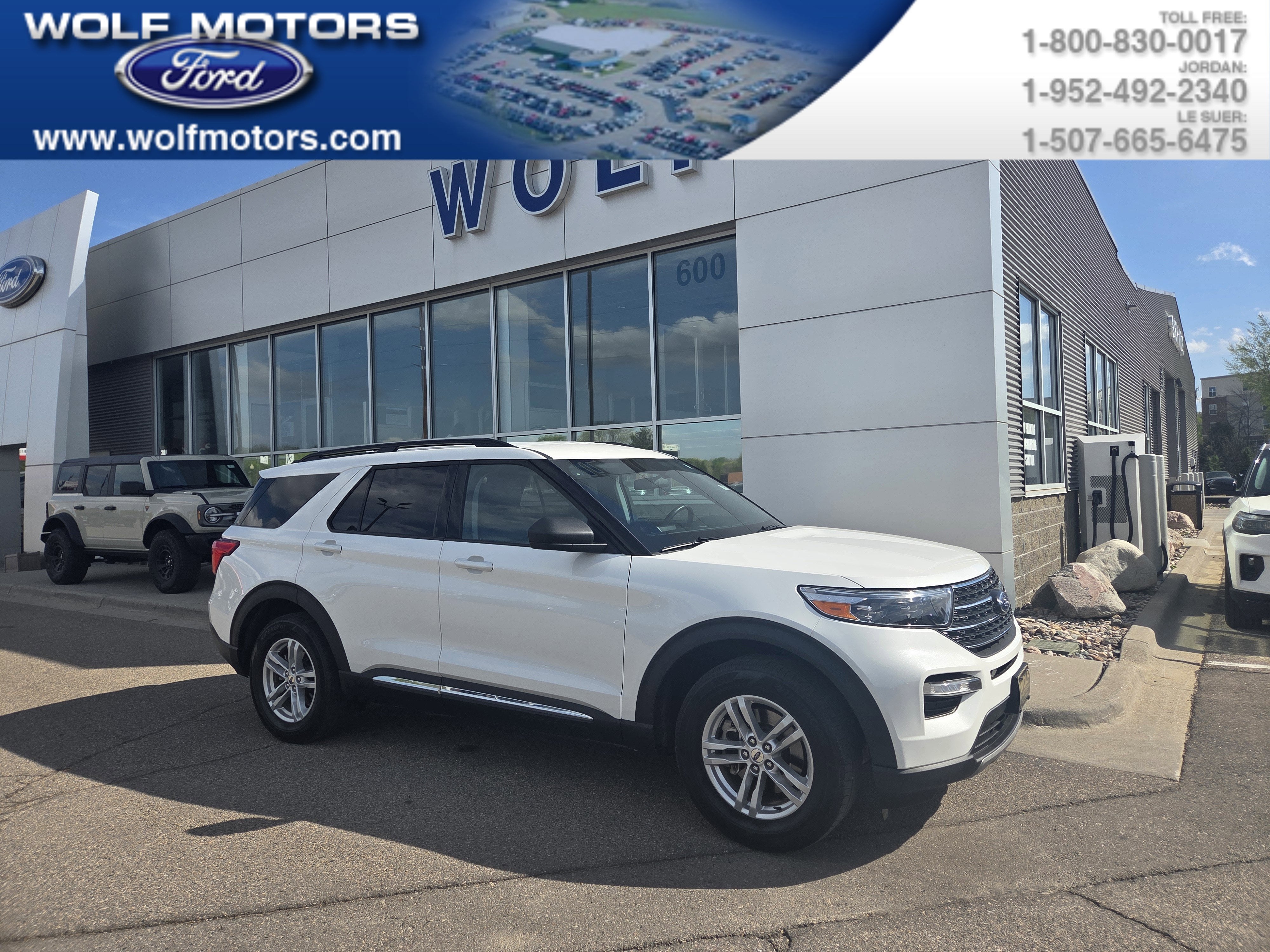 2023 Ford Explorer XLT 4WD's photo