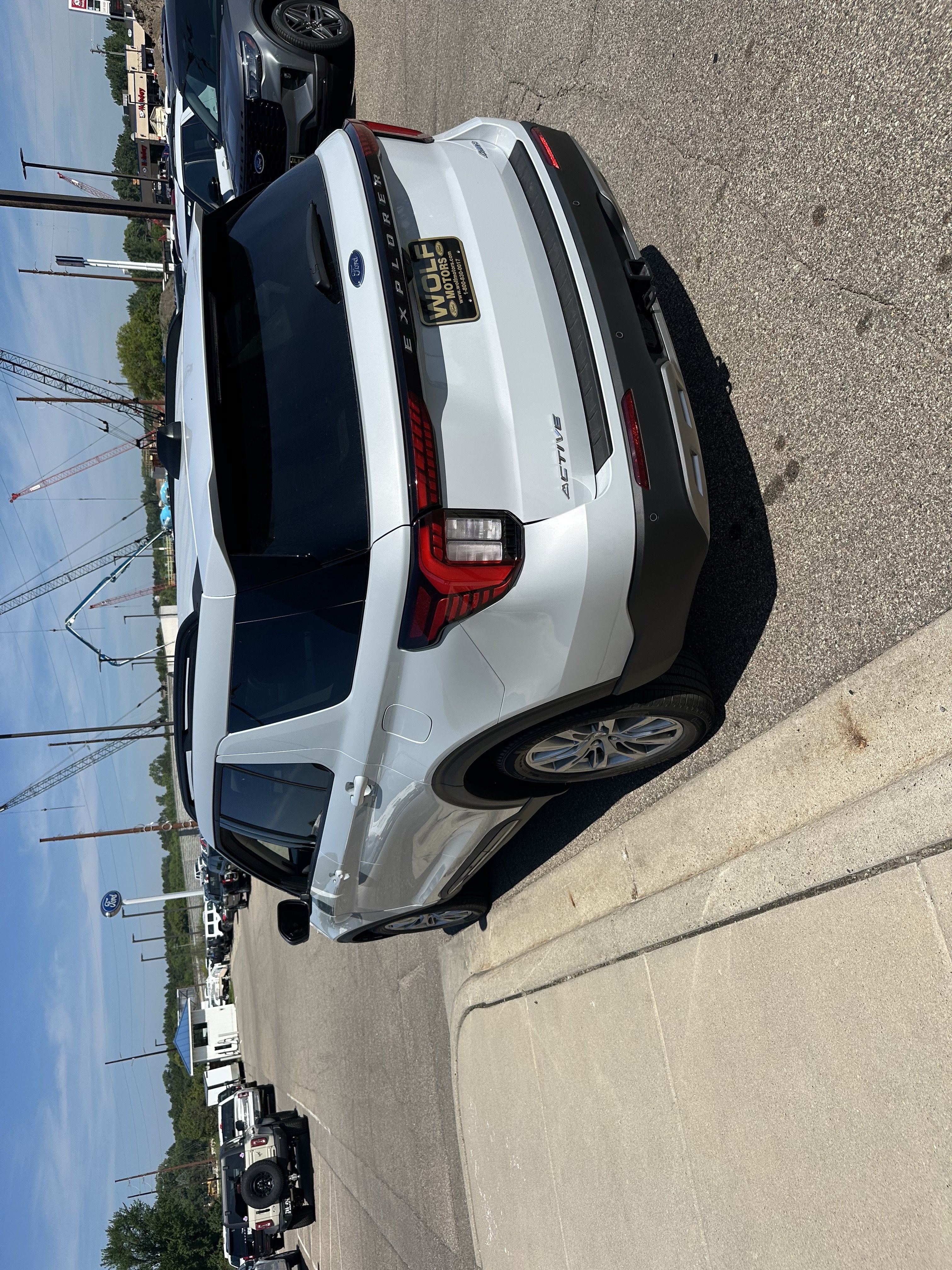 2026 Ford Explorer Active w/200A Pkg