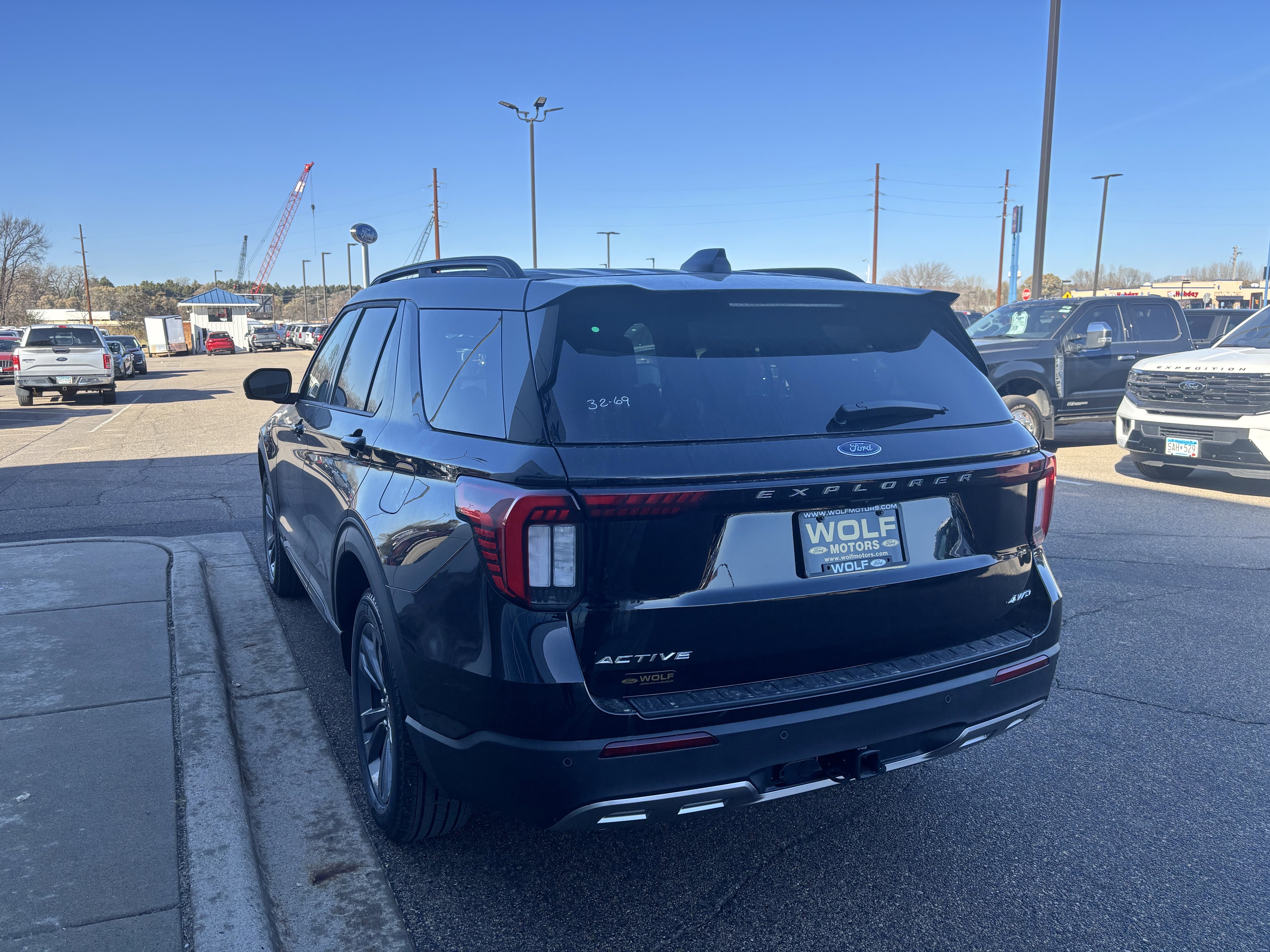 2026 Ford Explorer Active w/200A Pkg