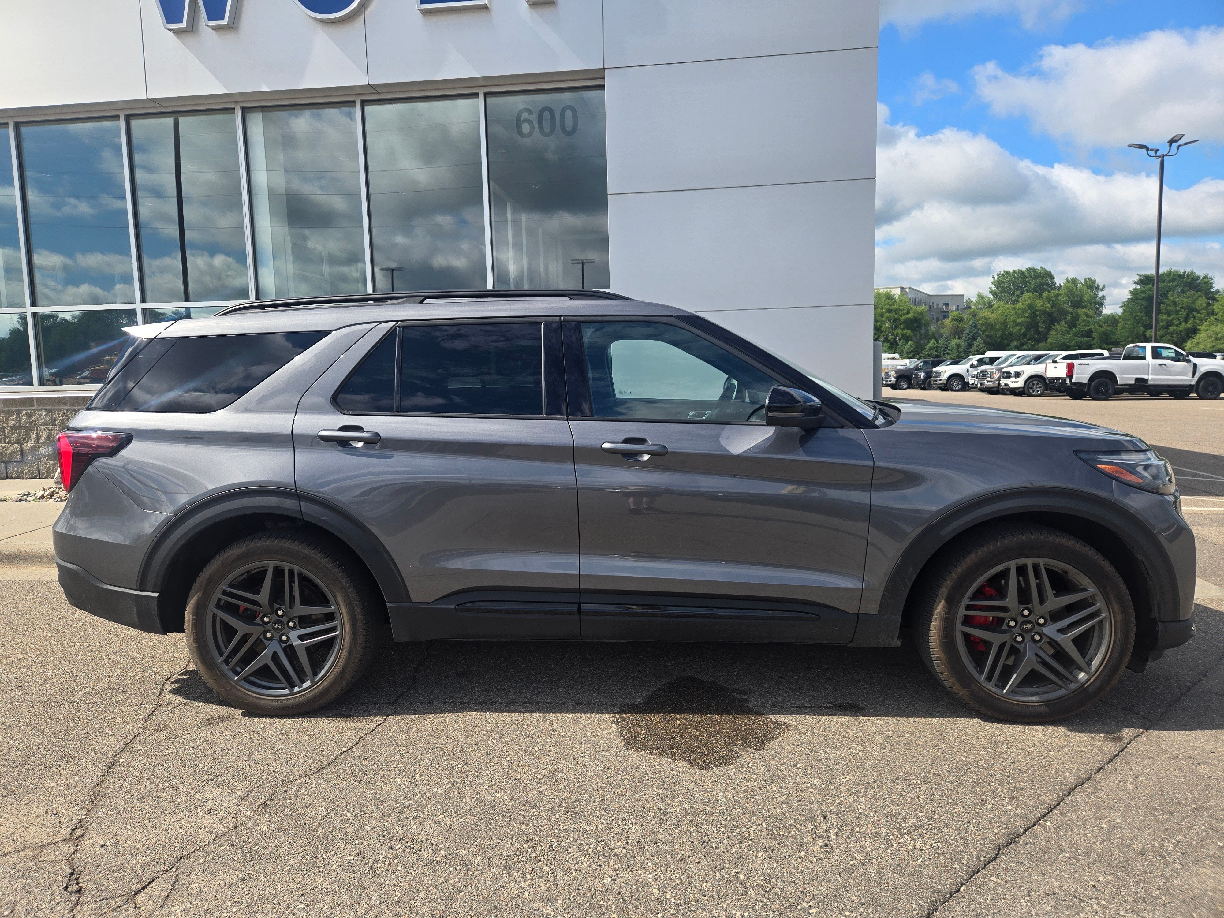 2025 Ford Explorer ST