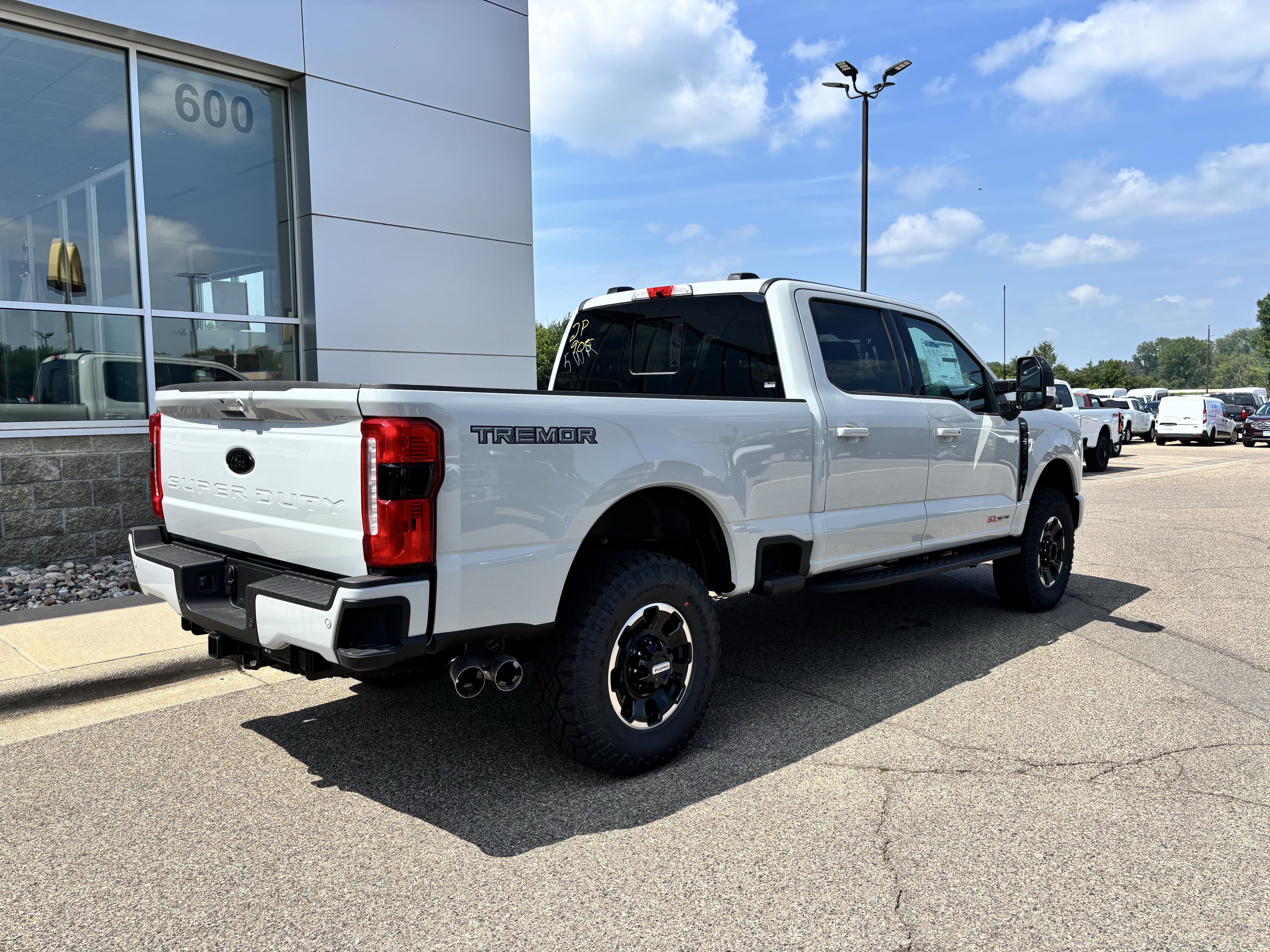 2025 Ford Super Duty F-250 SRW LARIAT