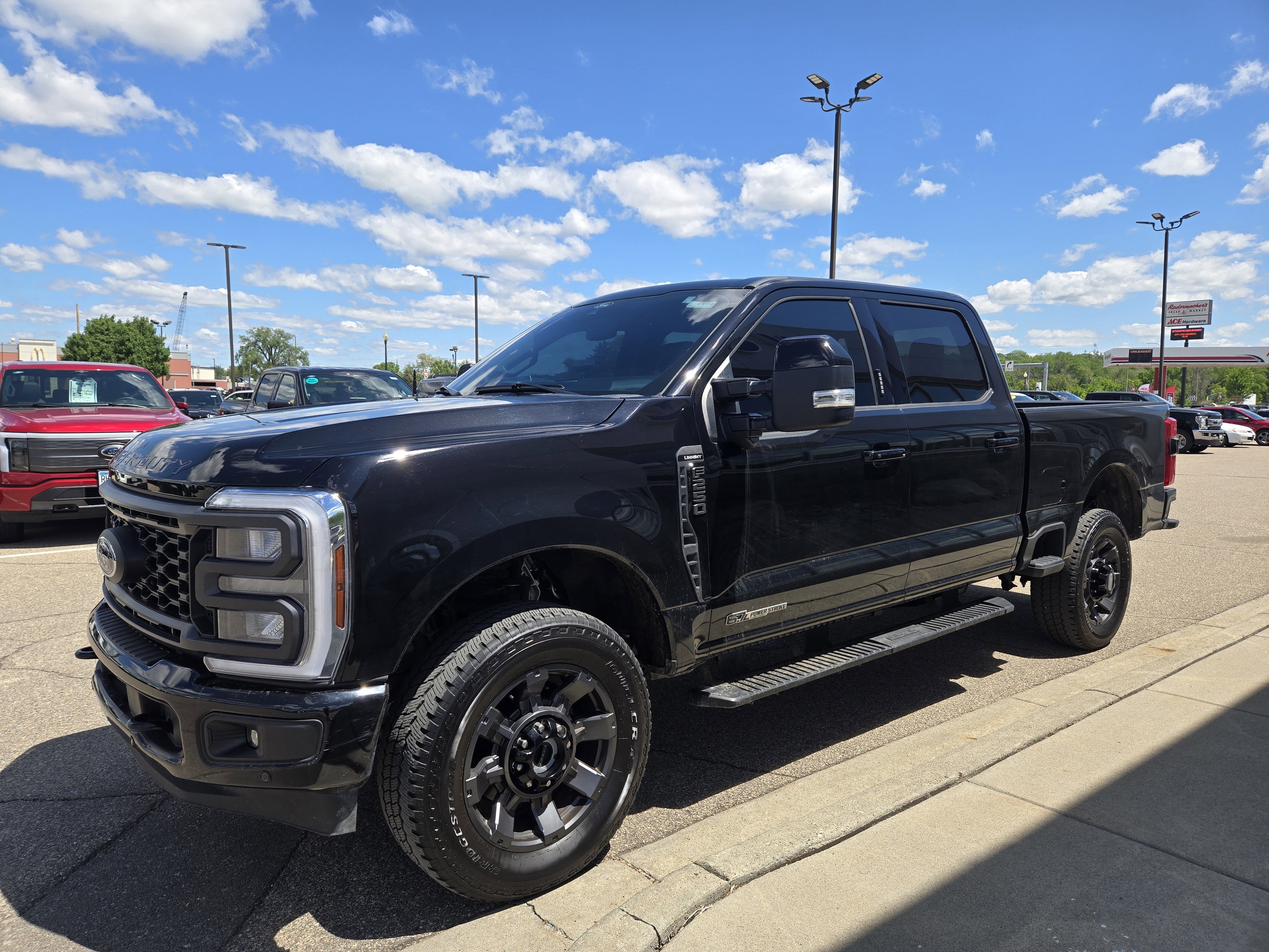2024 Ford Super Duty F-250 SRW LARIAT