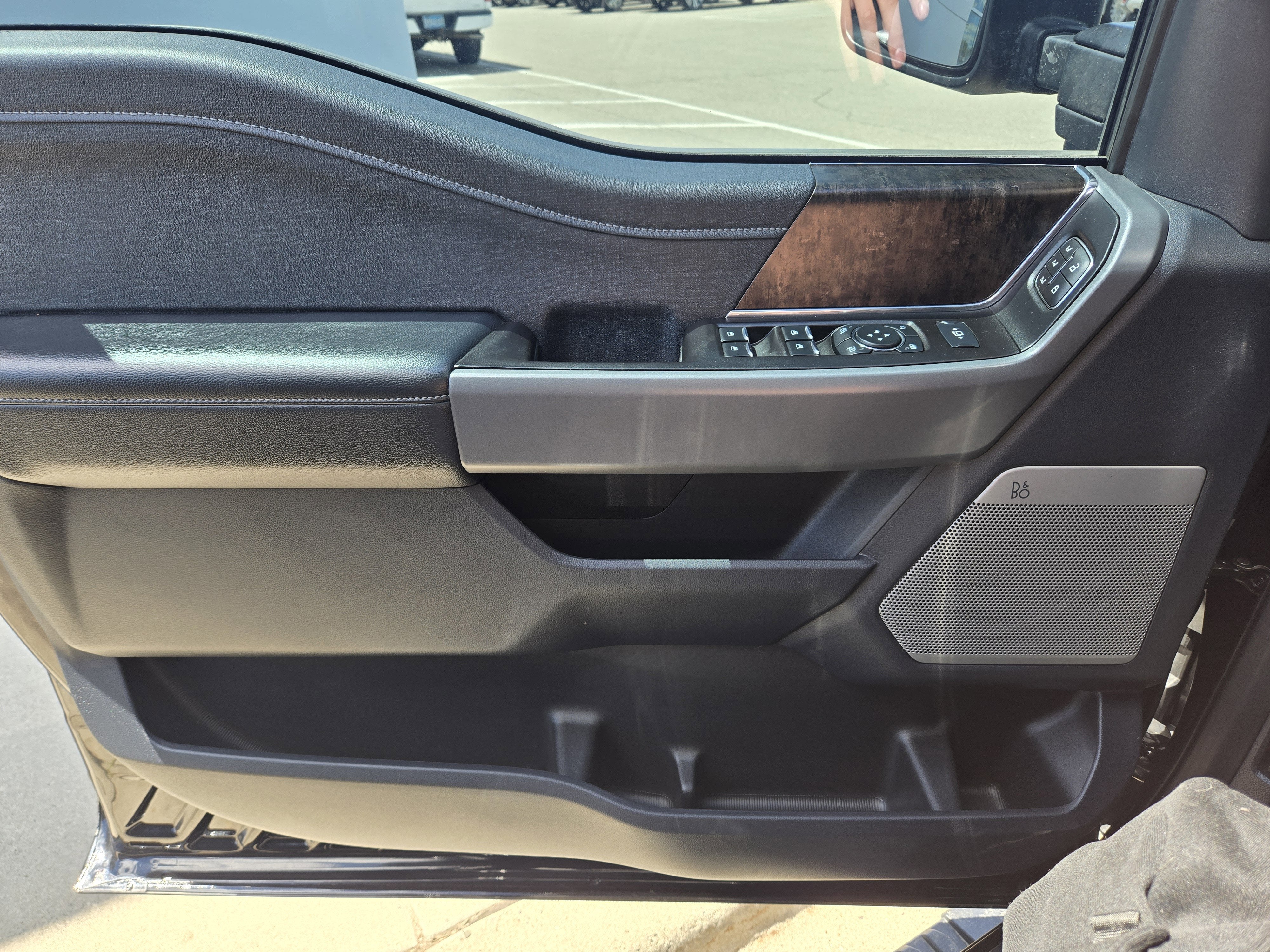 2024 Ford Super Duty F-250 SRW LARIAT