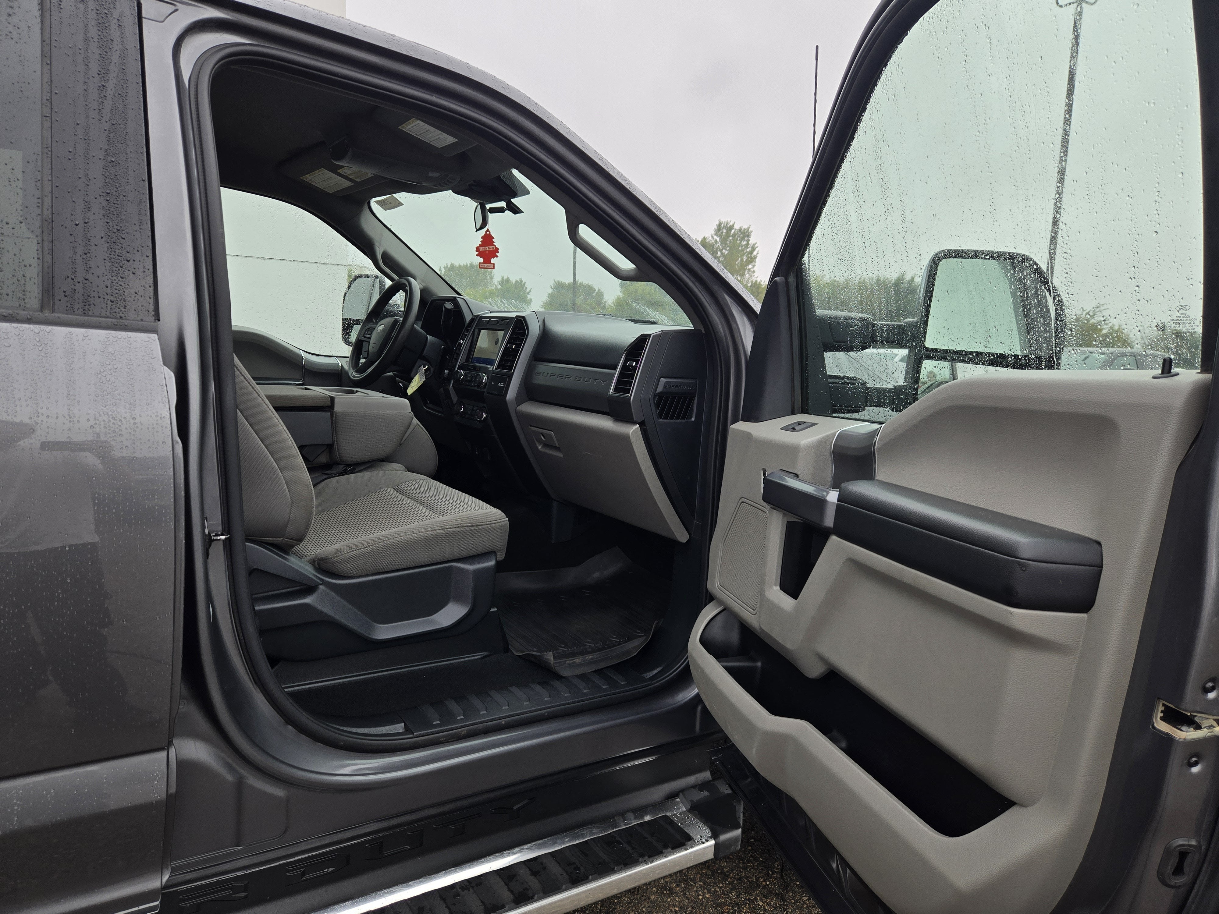2022 Ford Super Duty F-350 SRW XLT