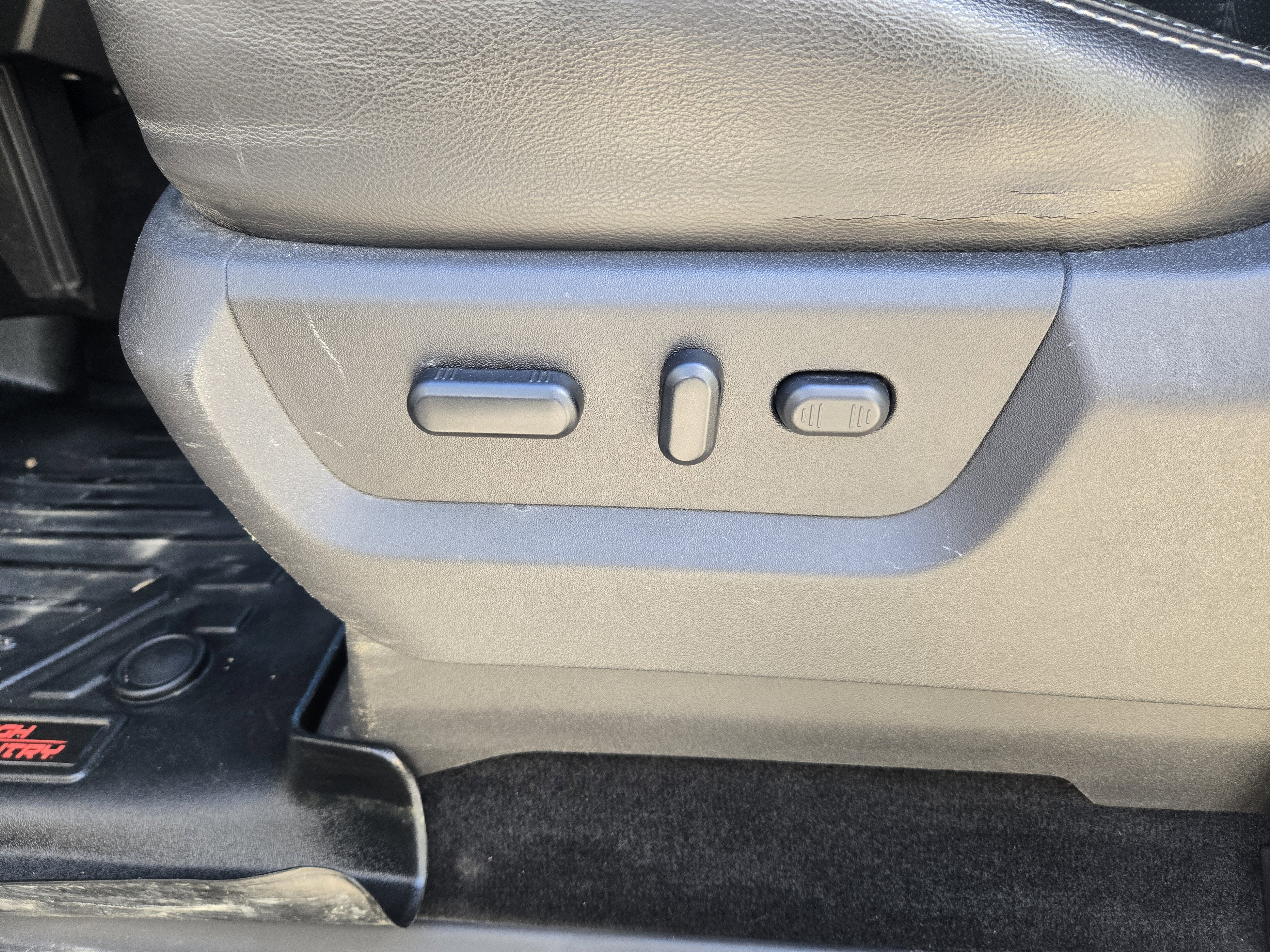 2012 Ford Super Duty F-350 SRW Lariat