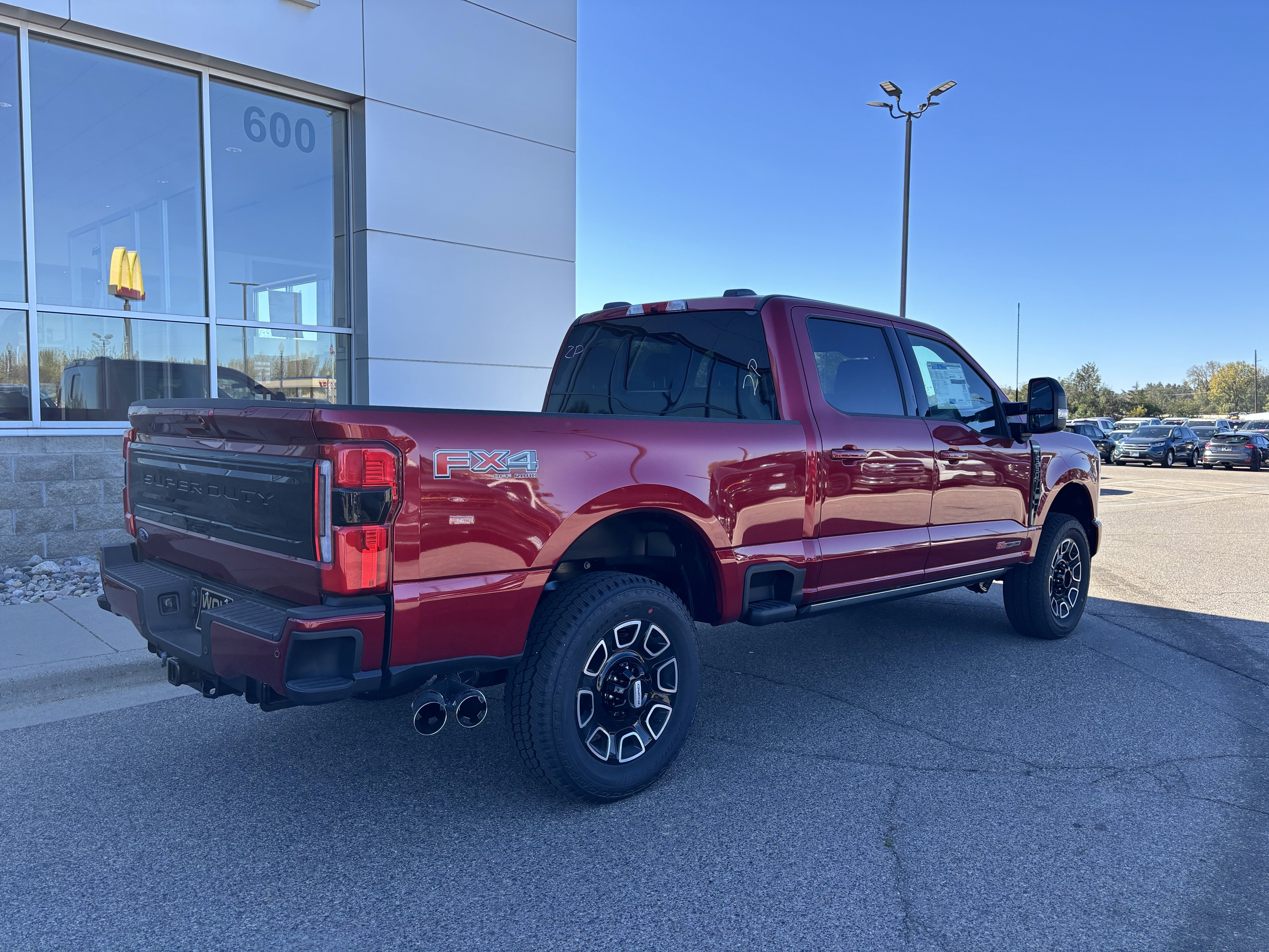 2026 Ford Super Duty F-350 SRW F-350® Platinum®