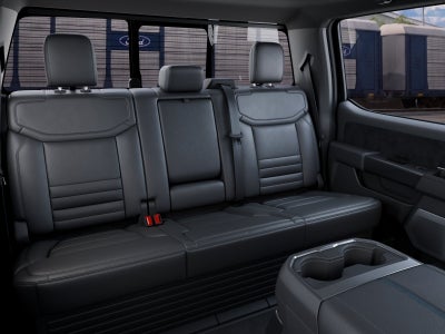 2027 Ford Super Duty F-350 SRW F-350® Platinum®