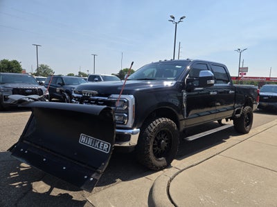 2024 Ford Super Duty F-350 SRW LARIAT (hiniker v-plow)