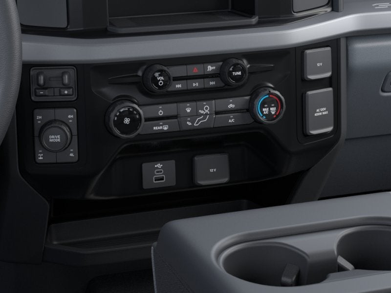 2026 Ford Super Duty F-350 SRW F-350® XLT