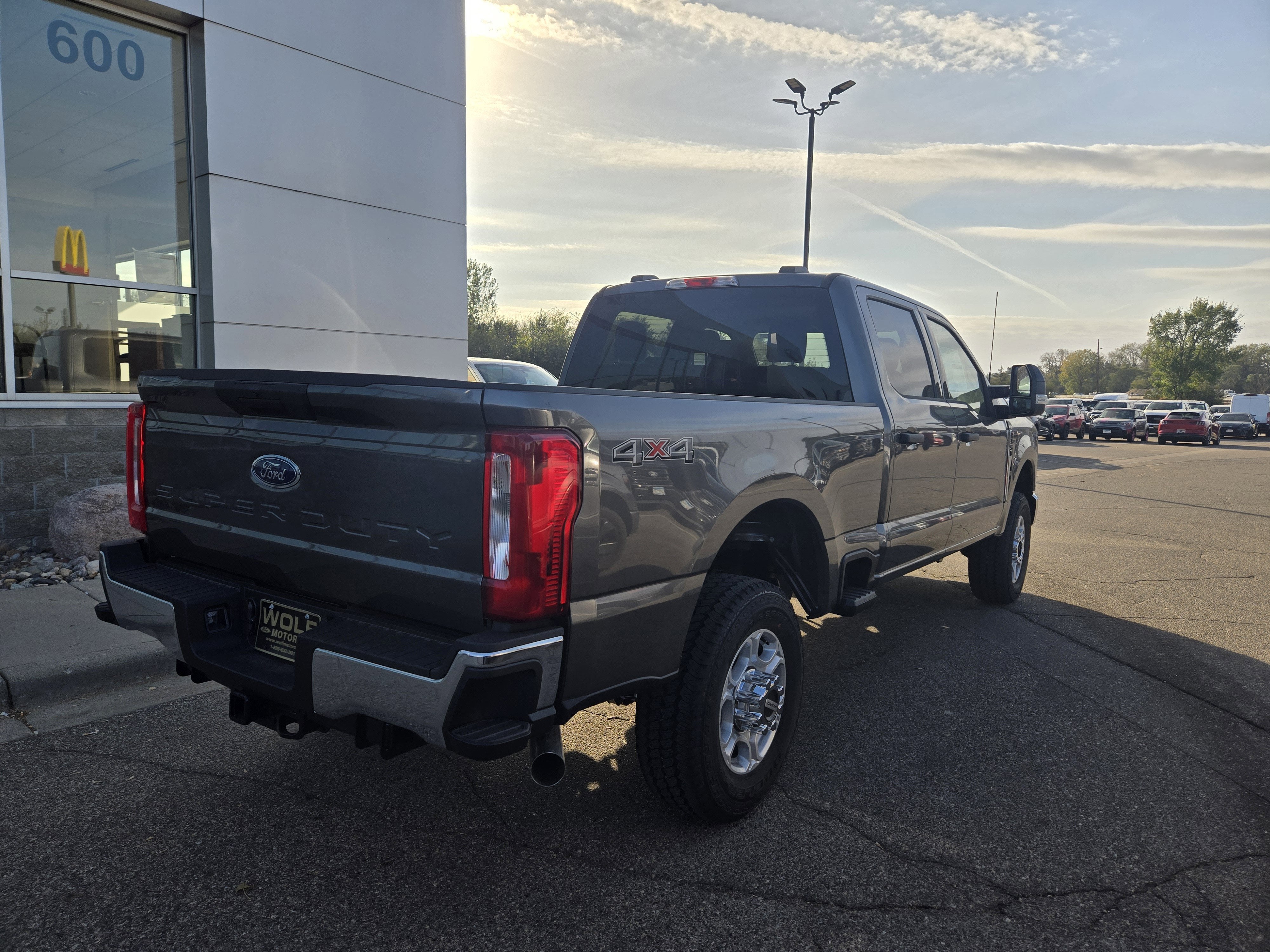 2026 Ford Super Duty F-350 SRW F-350® XLT