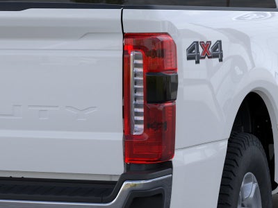2026 Ford Super Duty F-350 SRW F-350® XLT