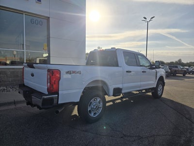 2026 Ford Super Duty F-350 SRW F-350® XLT