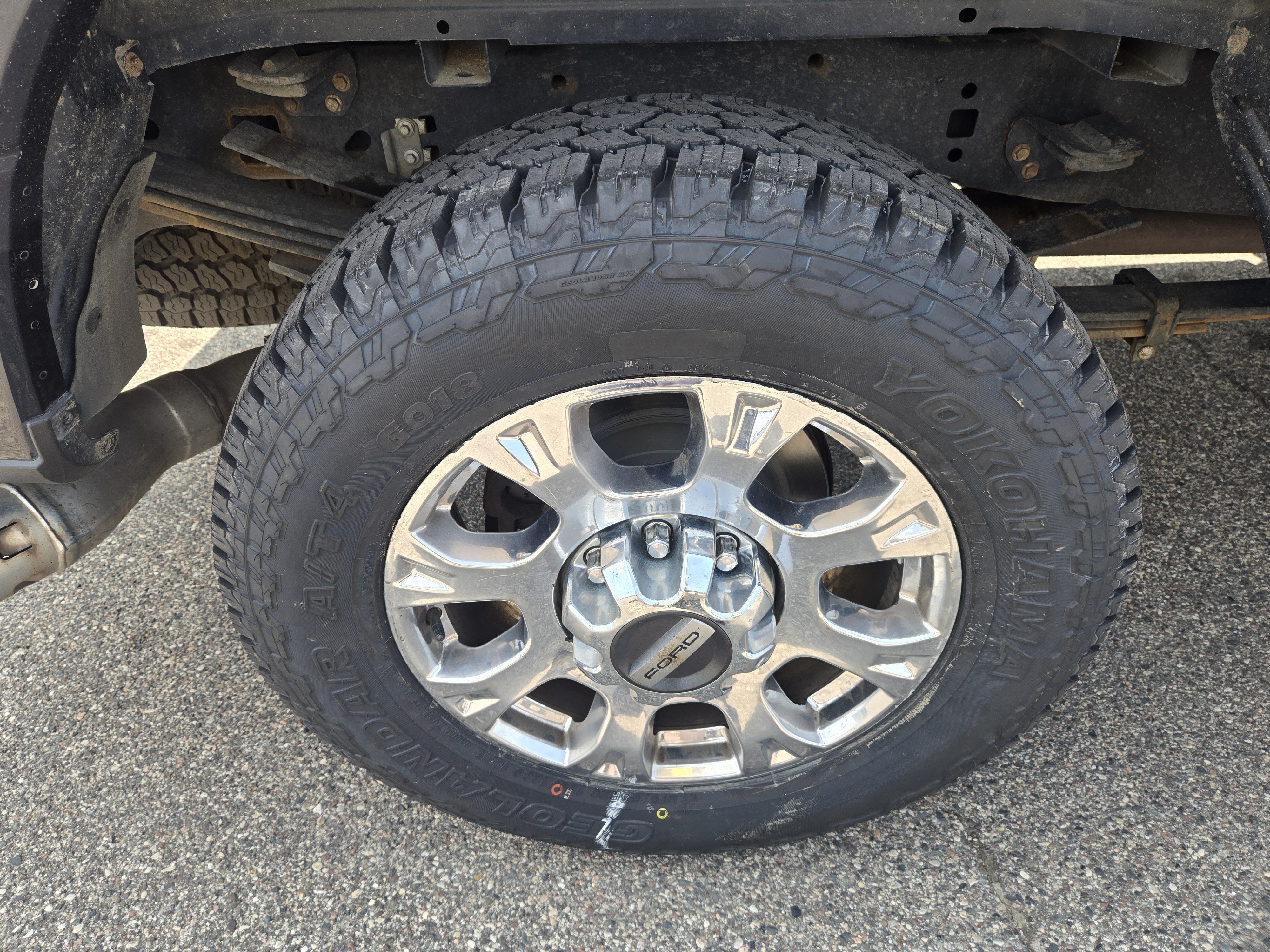 2022 Ford Super Duty F-350 SRW LARIAT