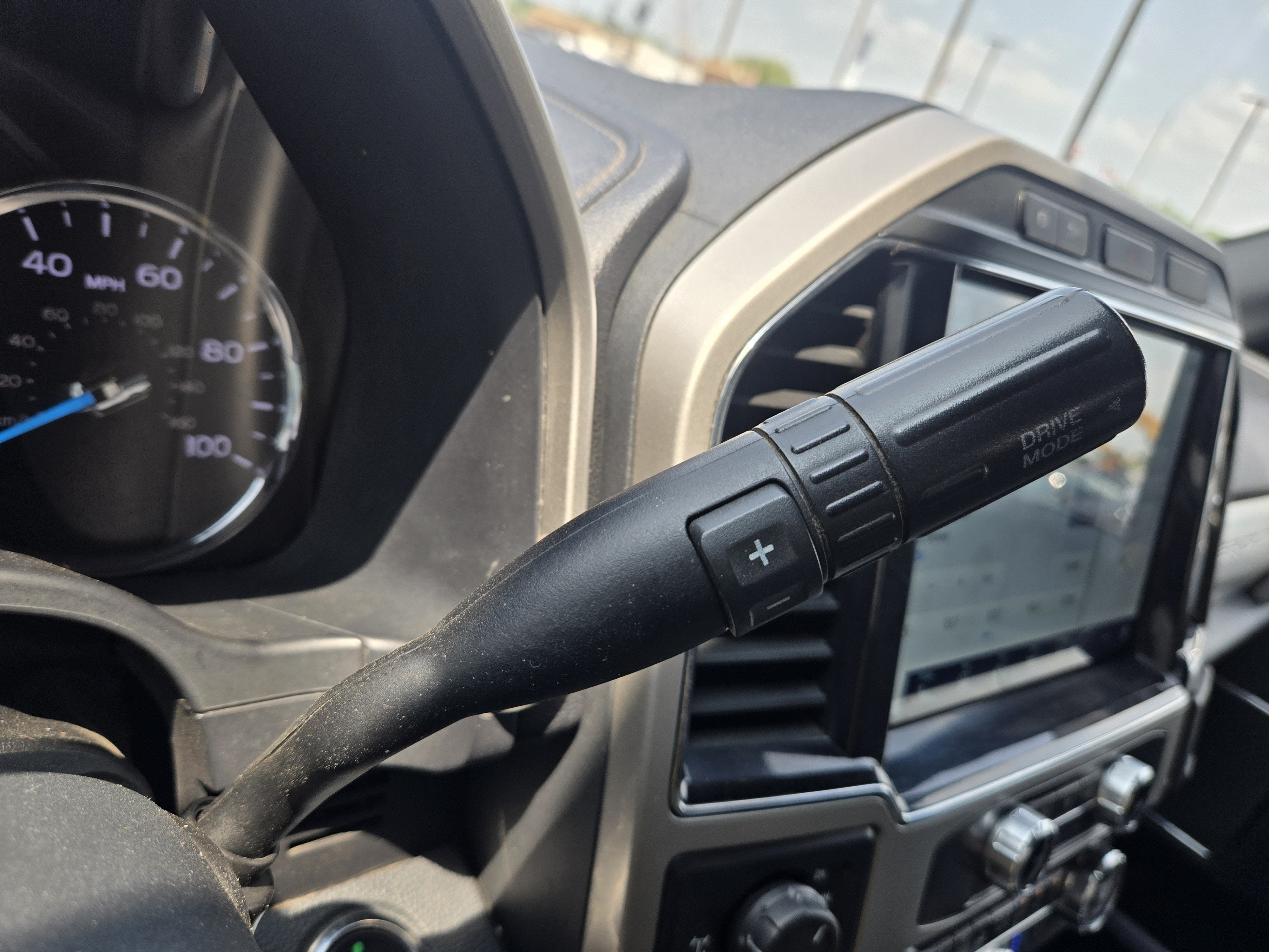 2022 Ford Super Duty F-350 SRW LARIAT