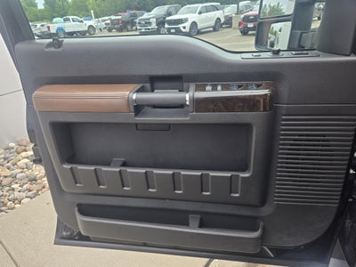 2013 Ford Super Duty F-350 SRW Lariat