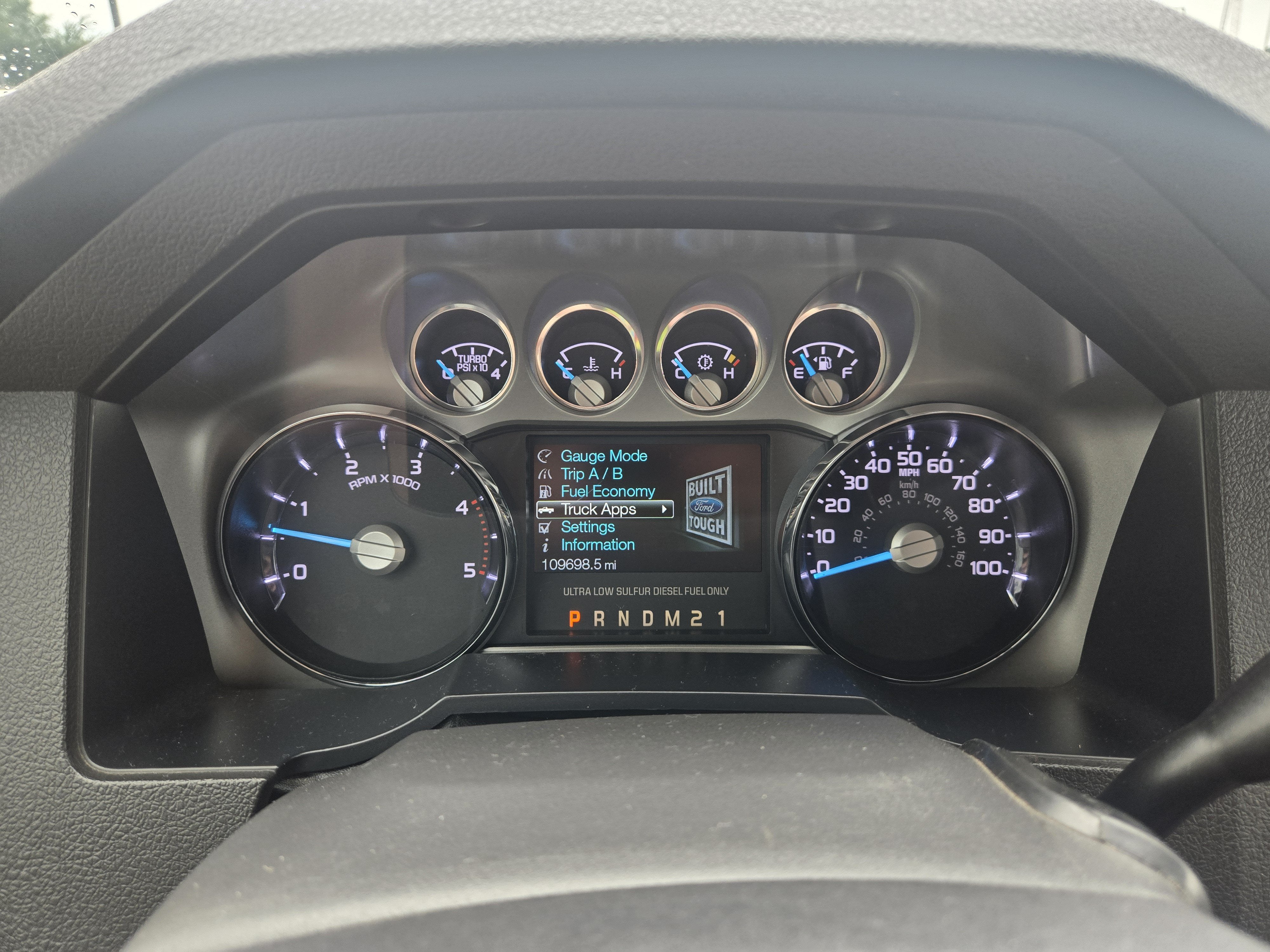 2013 Ford Super Duty F-350 SRW Lariat