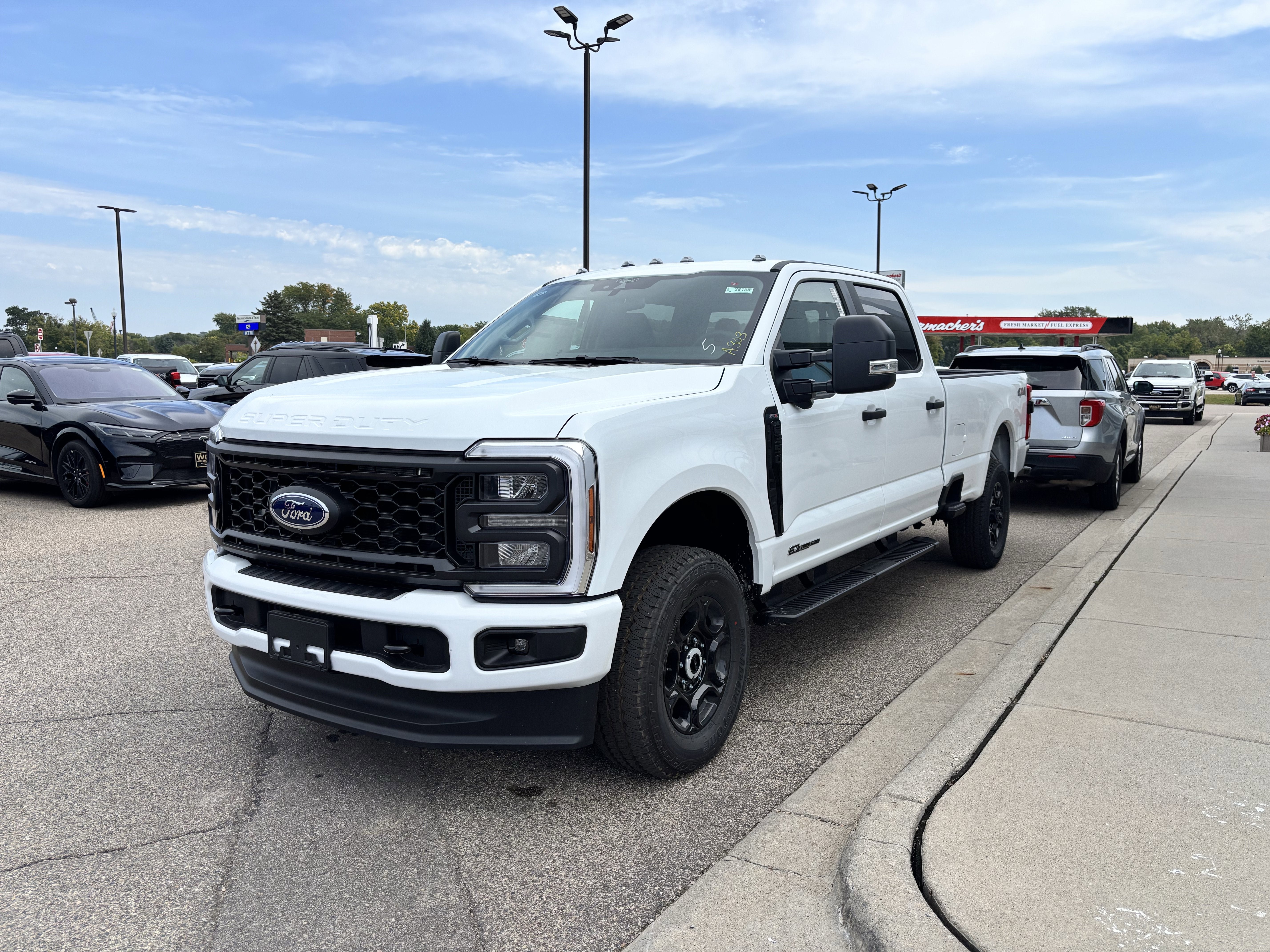 2026 Ford Super Duty F-350 SRW XL