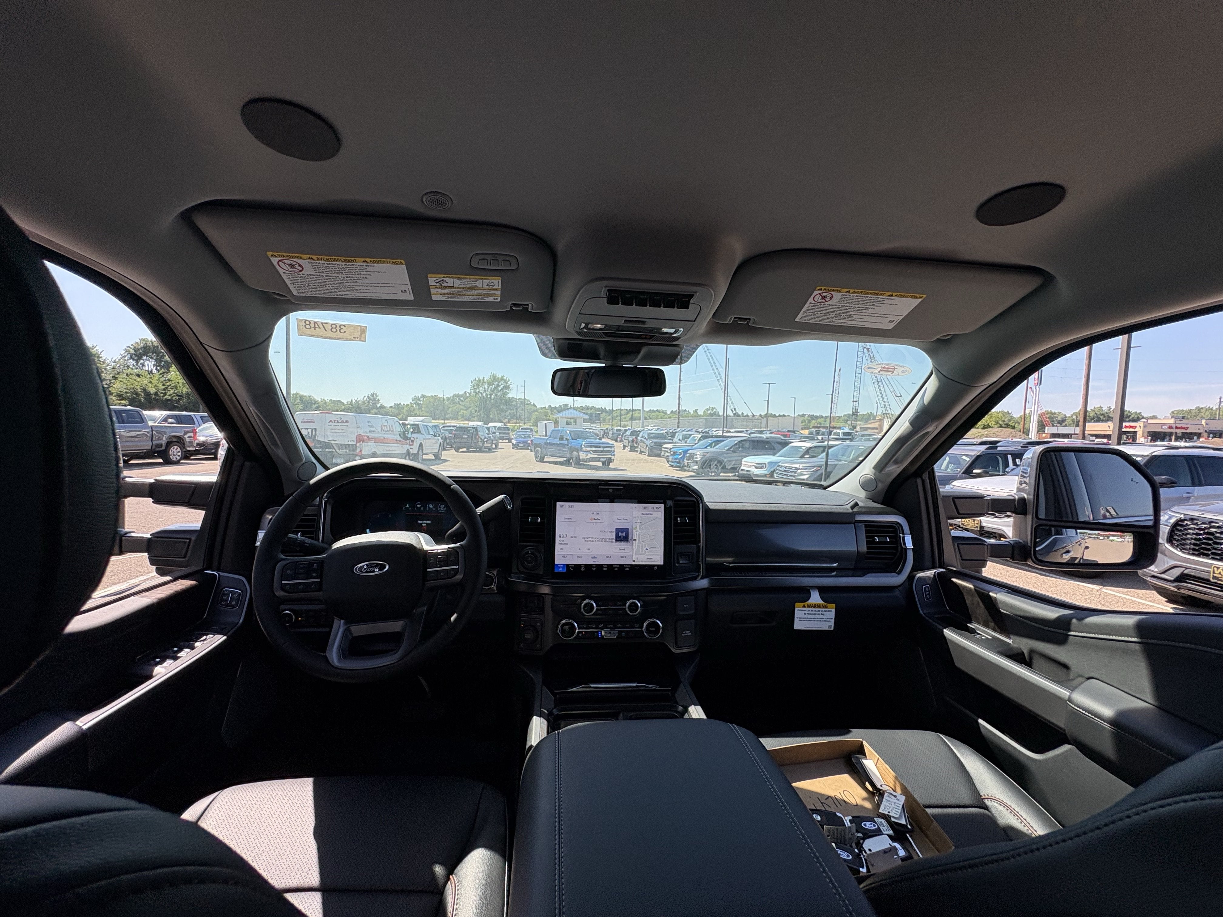 2026 Ford Super Duty F-350 SRW LARIAT